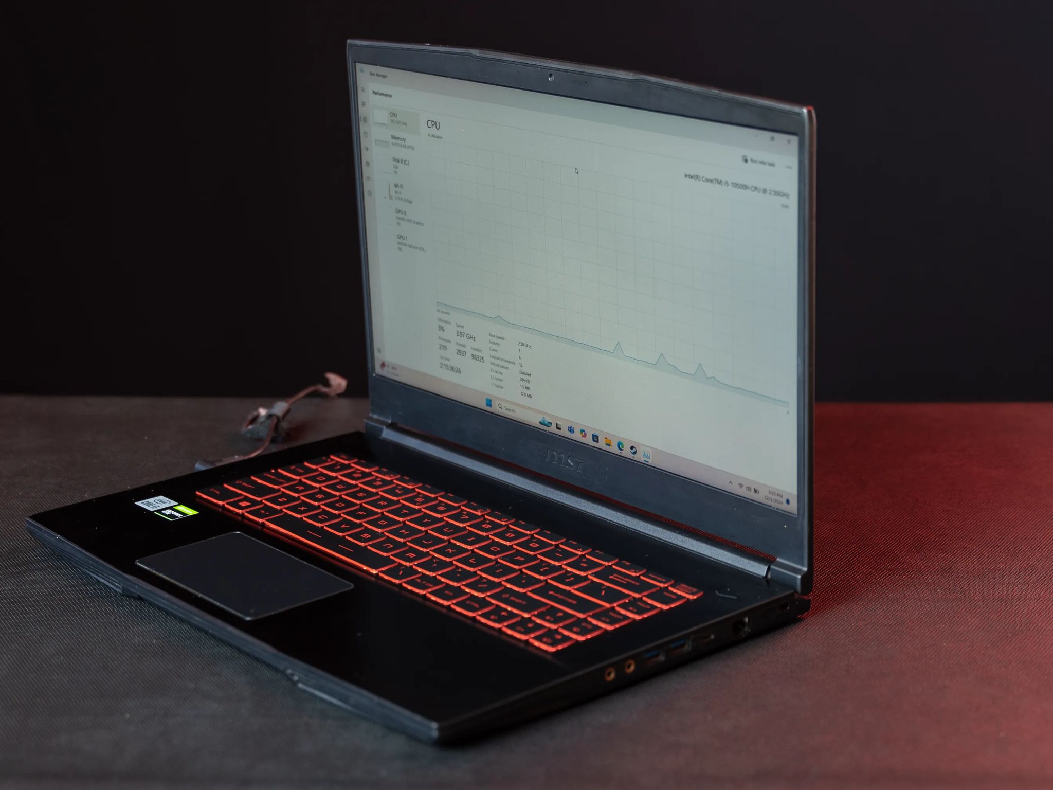 MSI GF63 Thin- GTX 1650- i5 10500H- 1TB M.2-16GB RAM 15.6"