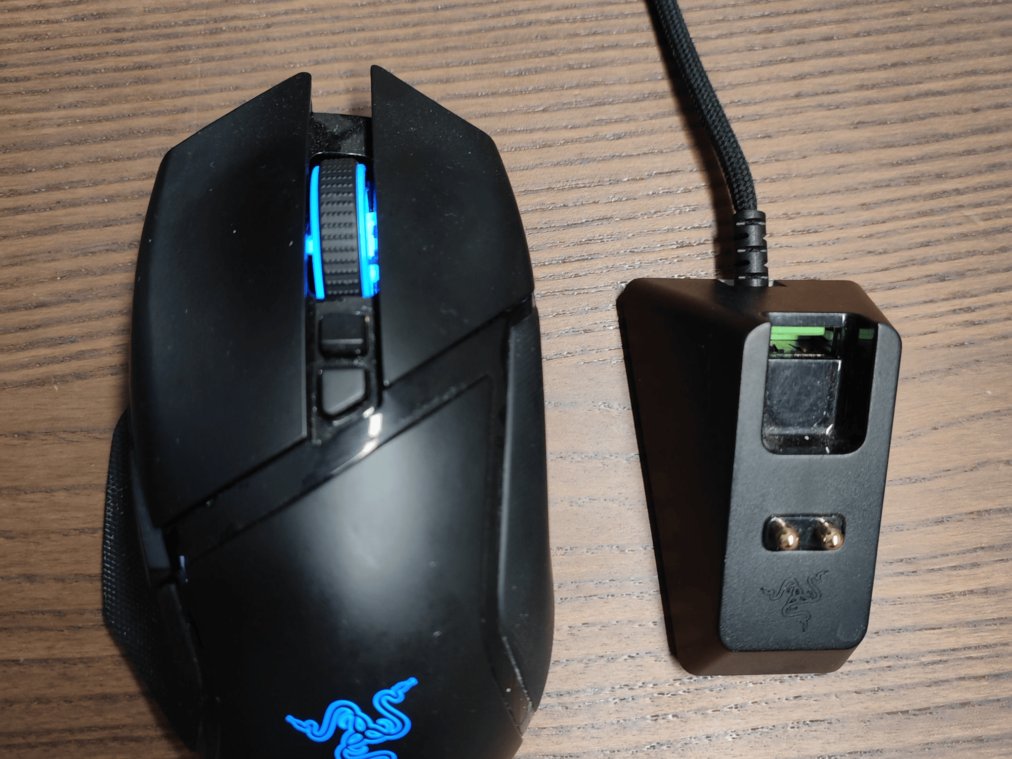 Razer Basilisk Ultimate Wireless Optical Mouse with Charging Dock