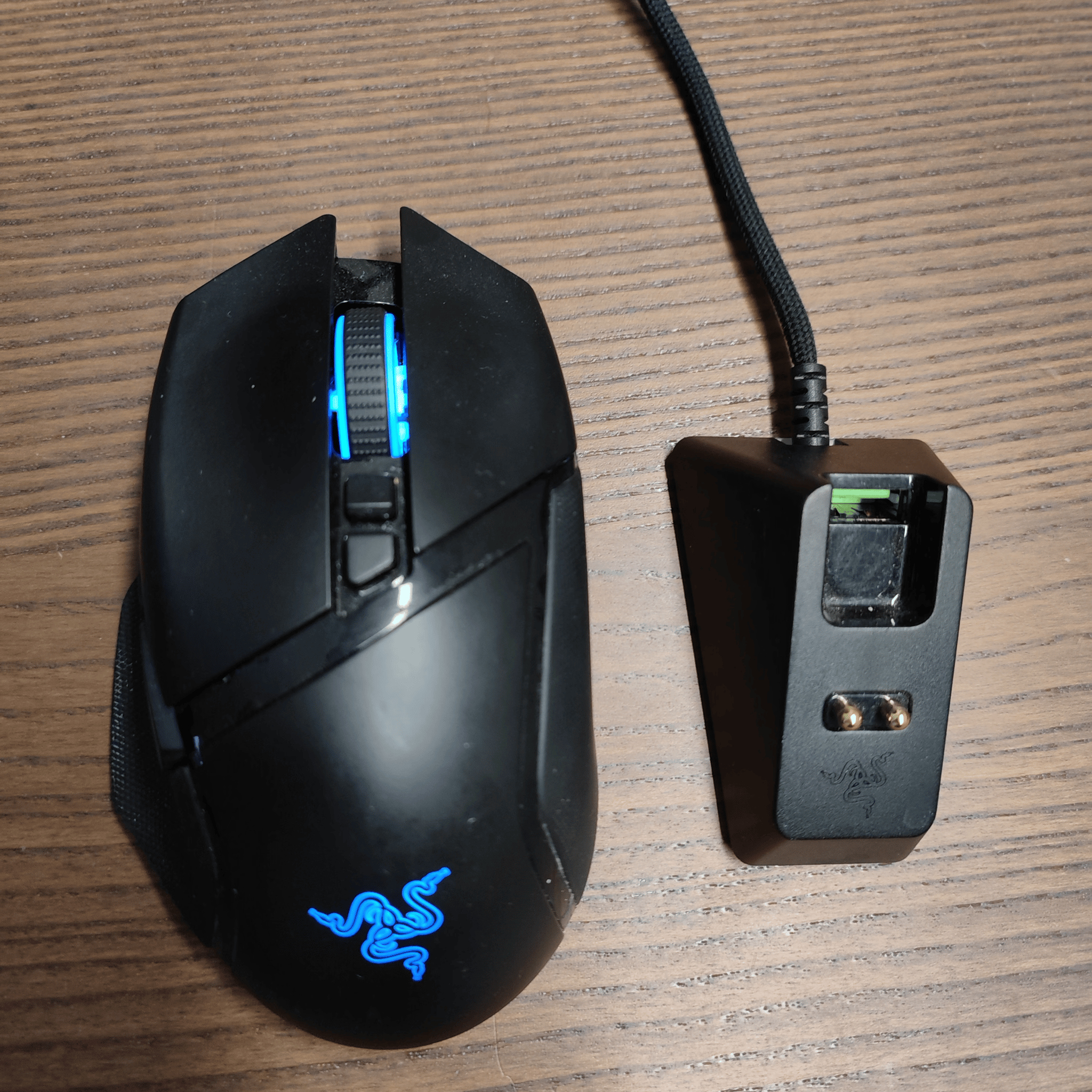 Razer Basilisk Ultimate Wireless Optical Mouse with Charging Dock