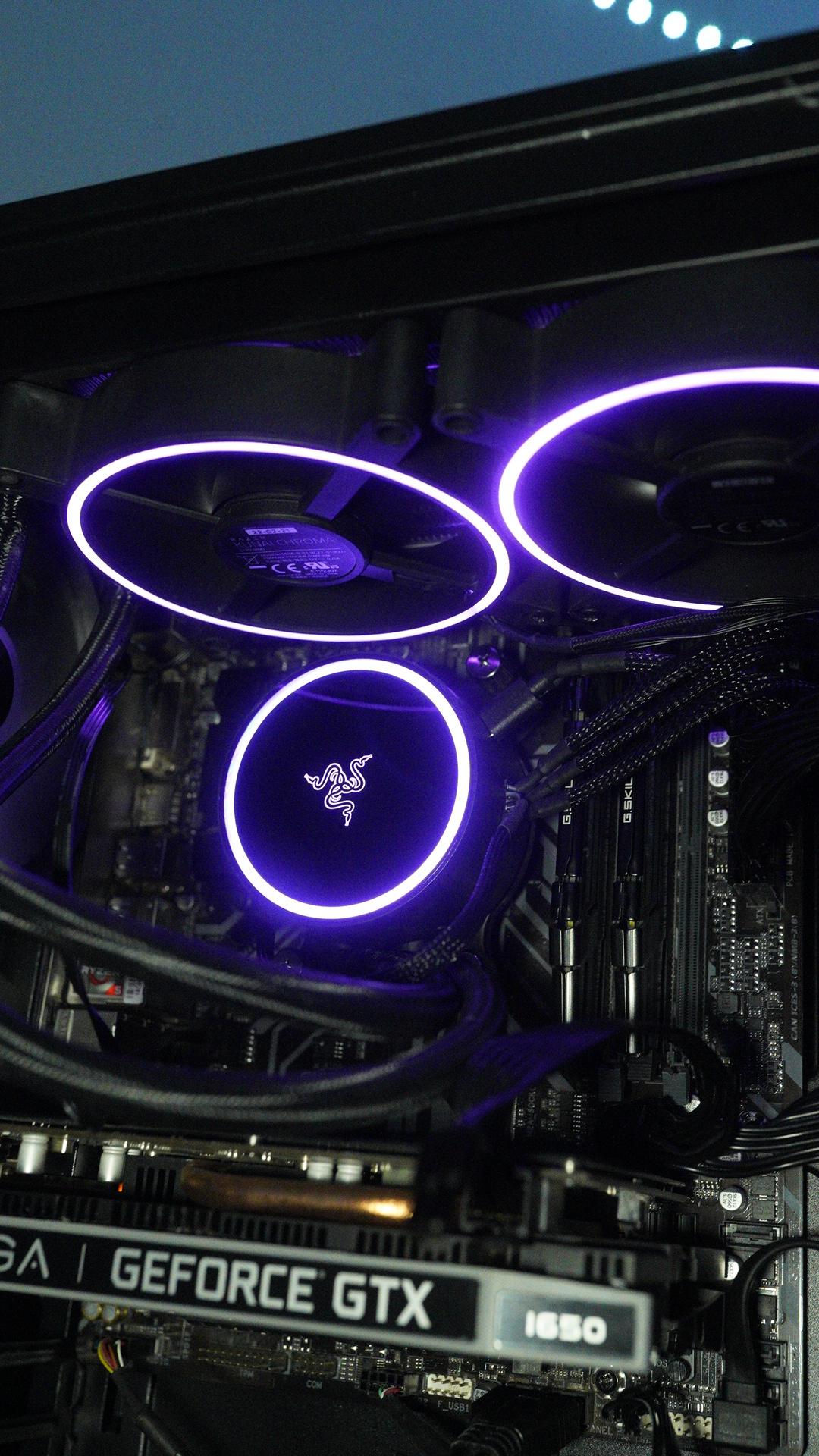 Nvidia GTX 1650 4GB - AMD Ryzen 7 5700 - Razer 240MM AIO Cooler - 16GB DDR4 Ram