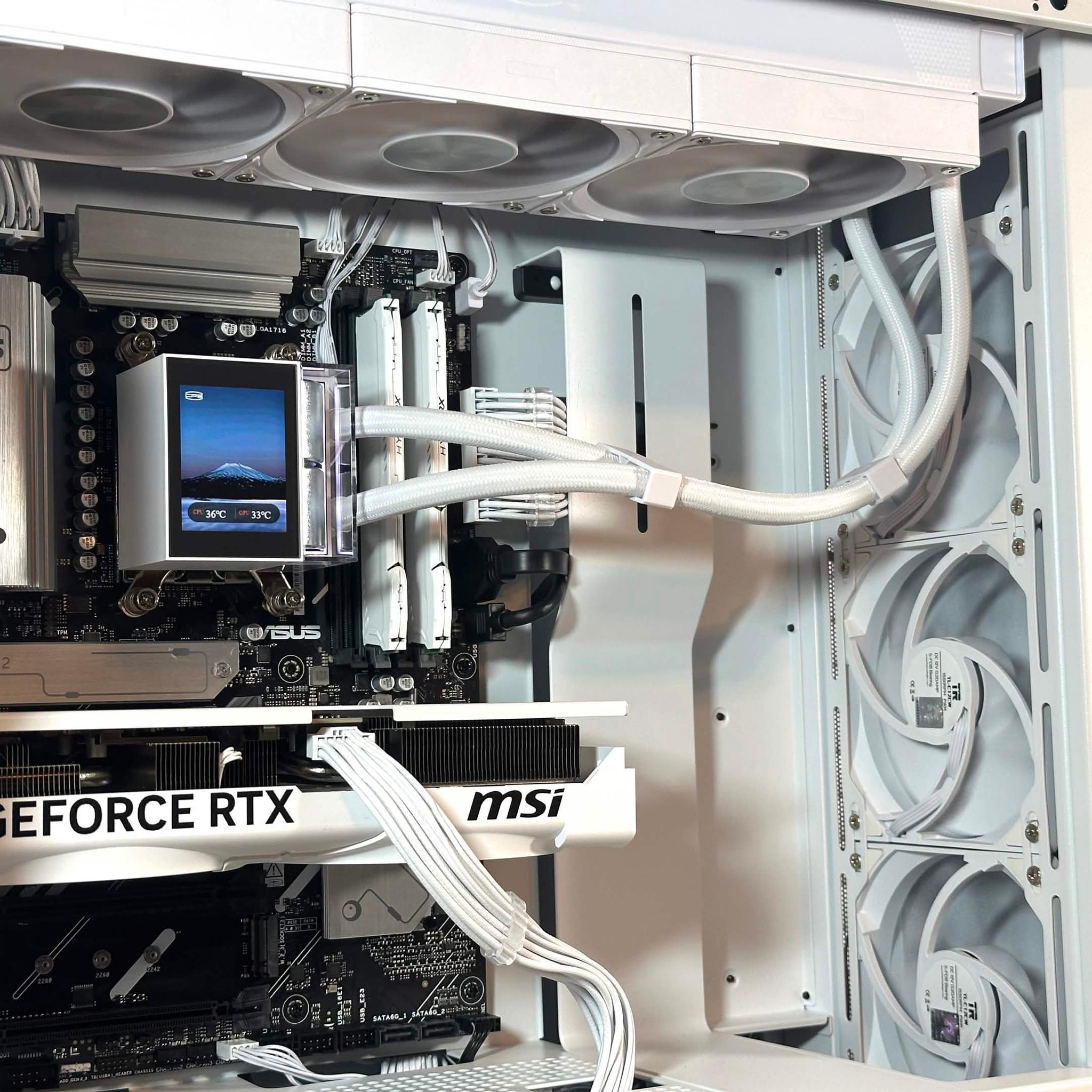 RTX 5070 12GB | Ryzen 7 7700X | 32GB DDR5 | 4TB Storage | Win11 | WIFI | 1440P White Gaming PC