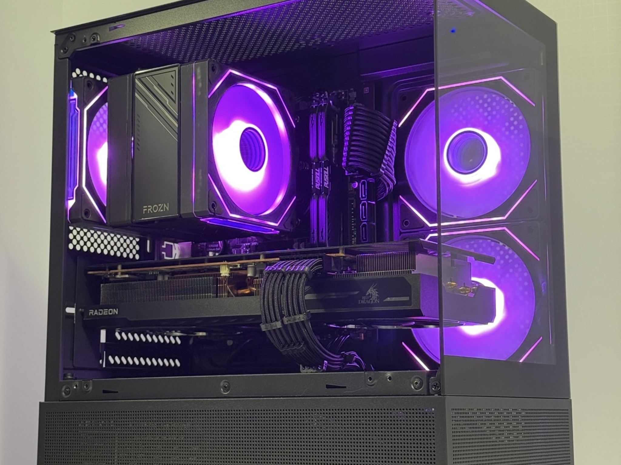 ⛽️CRIMSON PHANTOM⛽️ 1440P | RX 6800 | RYZEN 5 5600X | 1TB NVME
