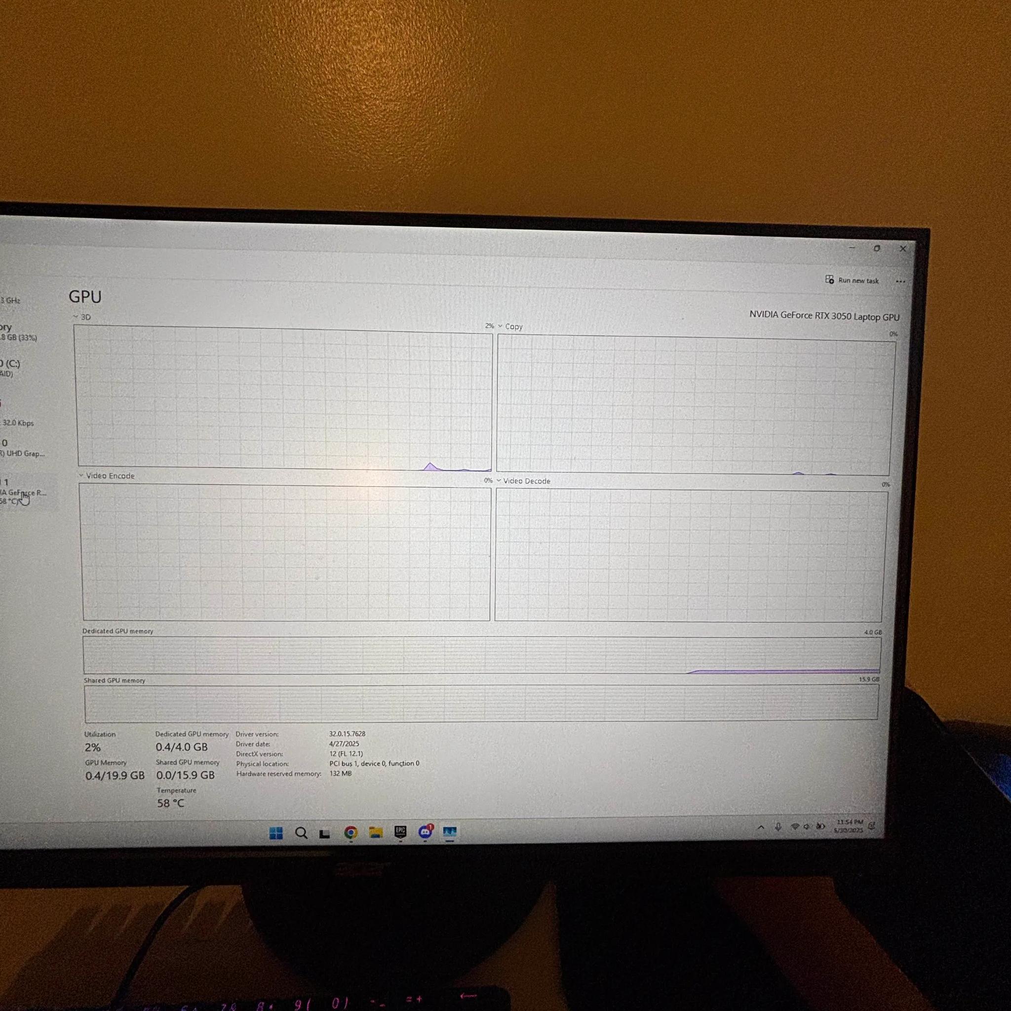 Acer nitro 5 (I5 10300H) (32gb of ram) (NVIDIA GeForce RTX 3050)