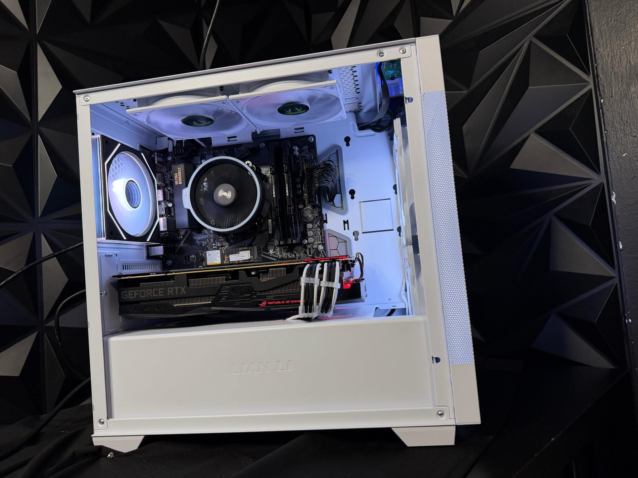 ☯️🥊 YIN YANG PUNCH 🥊☯️Ryzen 5 5500| RTX 2080 Super| 16 GB DDR4| 750GB NVMe| 650 Gold PSU