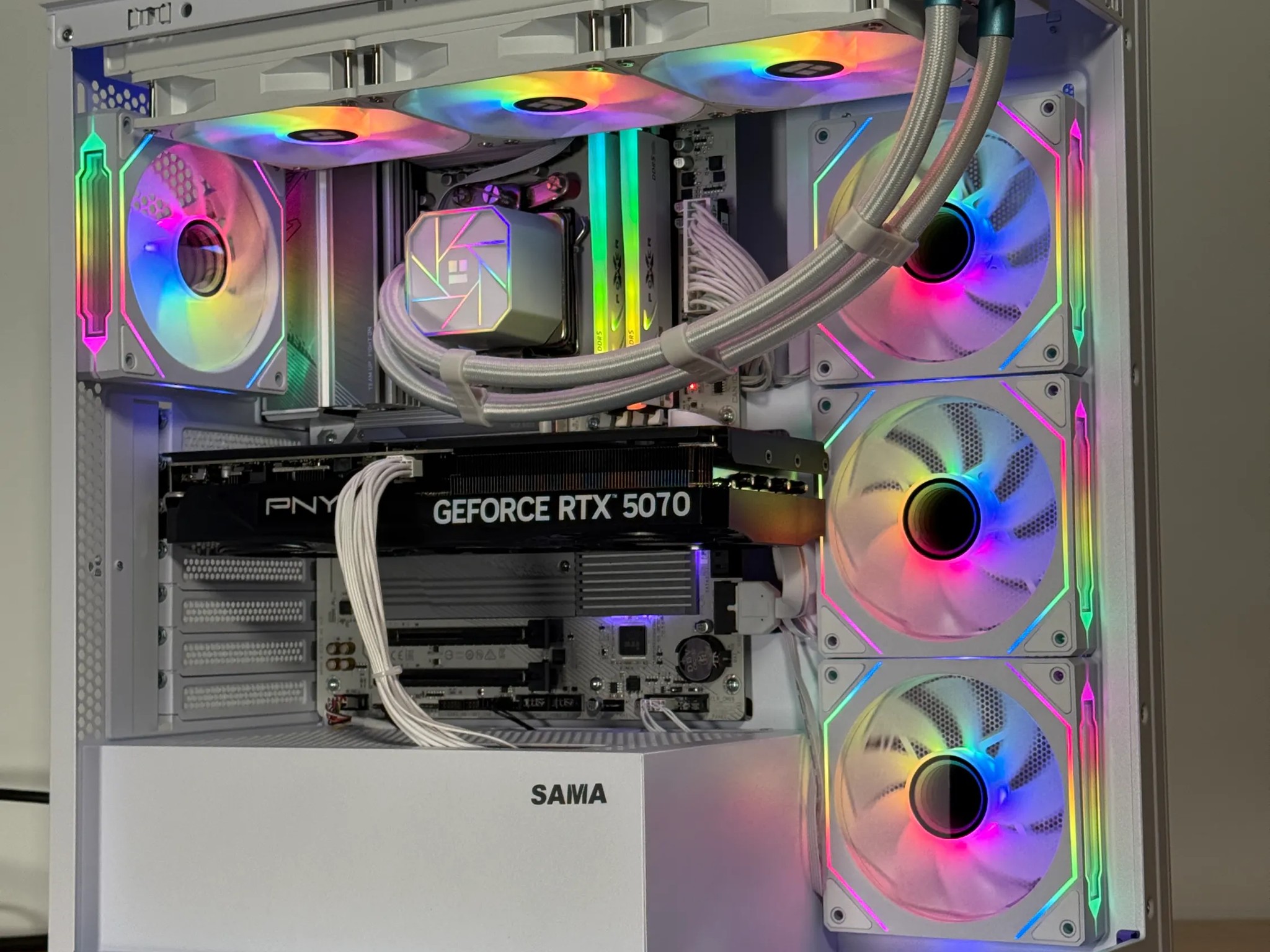 RTX 5070 Ryzen 9700X Gaming PC