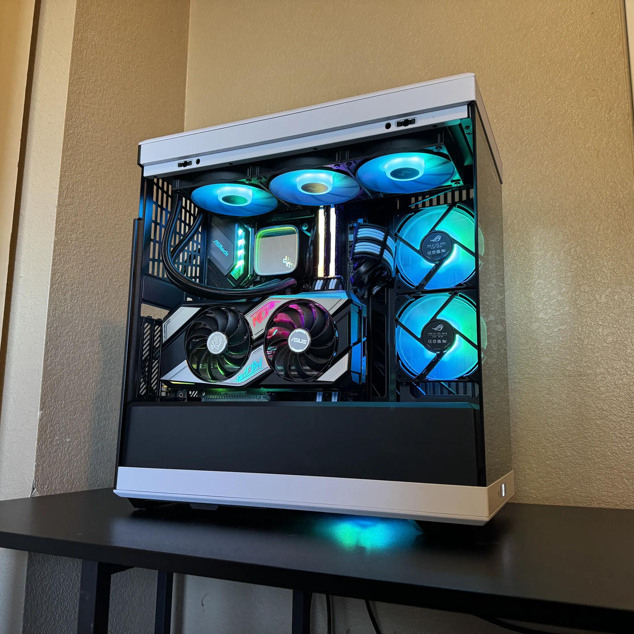 Ryzen 7 5700X | RTX 3070 | 32GB RAM | 2TB M.2 NVME SSD