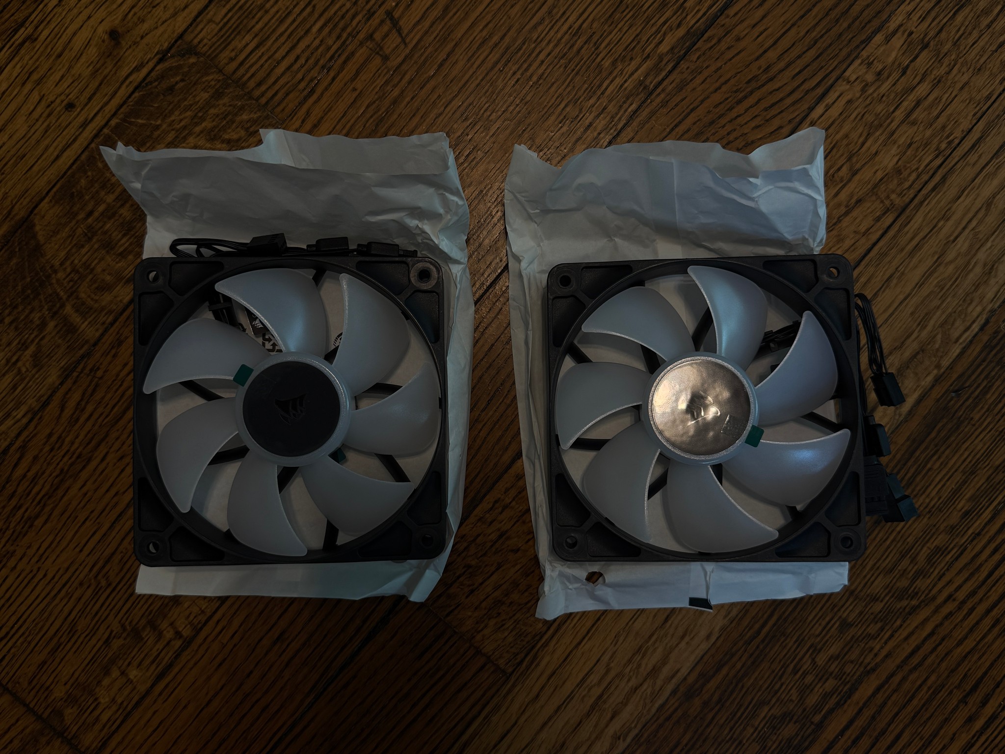 ON SALE! Corsair NAUTILUS 240 RS ARGB - NO MOUNTING SCREWS/SPRINGS!