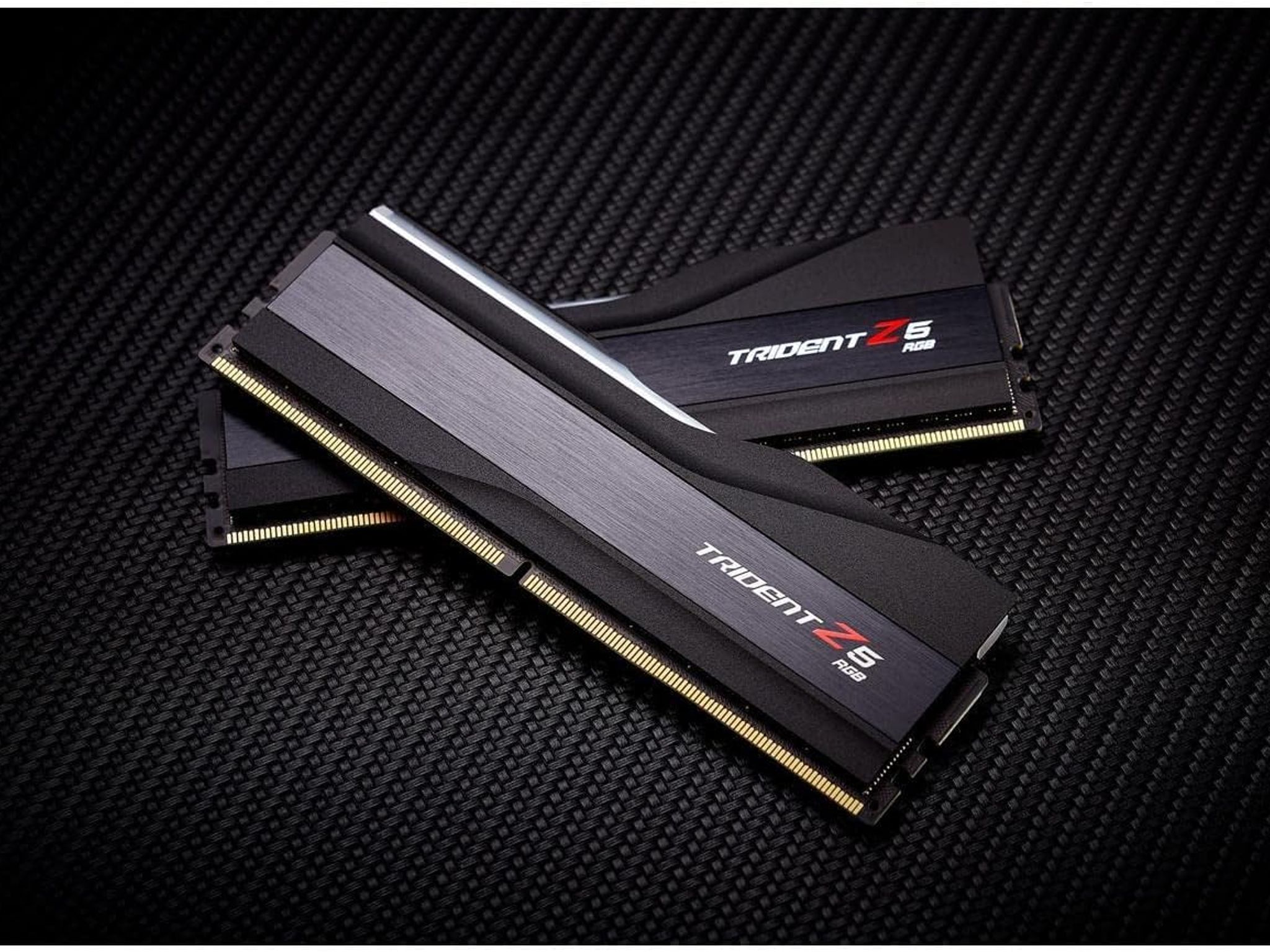 G.SKILL Trident Z5 RGB Series (Intel XMP 3.0) DDR5 RAM 32GB (2x16GB) 7800MT/s CL36 1.45V Desktop RaM