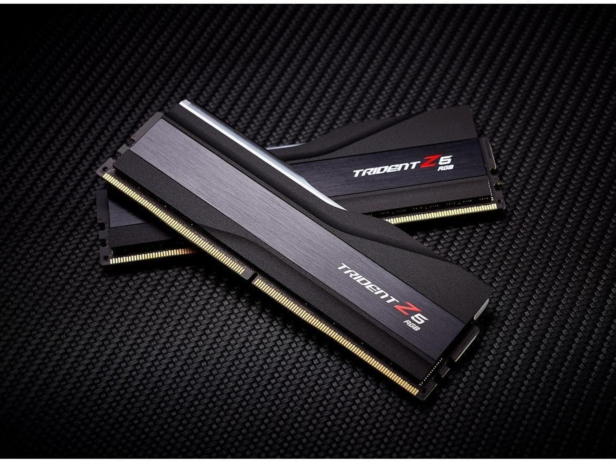 G.SKILL Trident Z5 RGB Series (Intel XMP 3.0) DDR5 RAM 32GB (2x16GB) 7800MT/s CL36 1.45V Desktop RaM