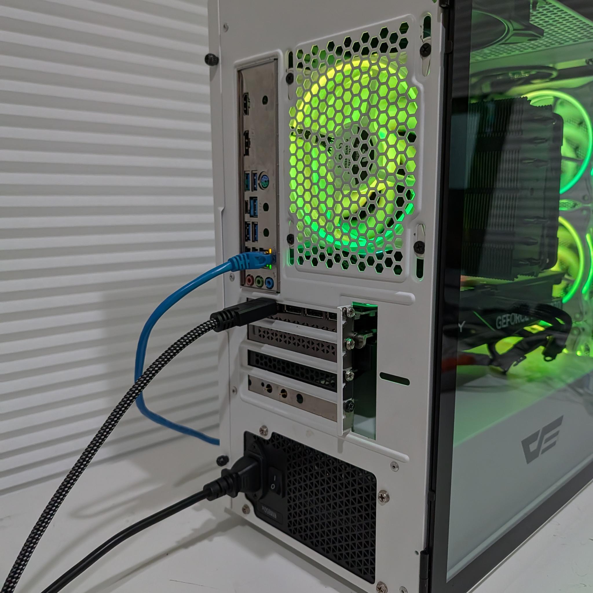 Gaming PC | Ryzen 7 5800X | RTX 5070 | 32GB RAM | 1TB SSD | Wi-Fi | Windows