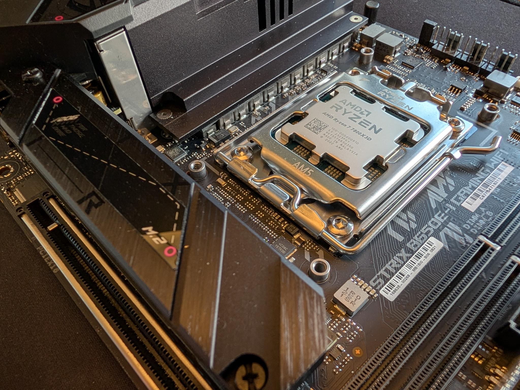 AMD Ryzen 7 7800X3D