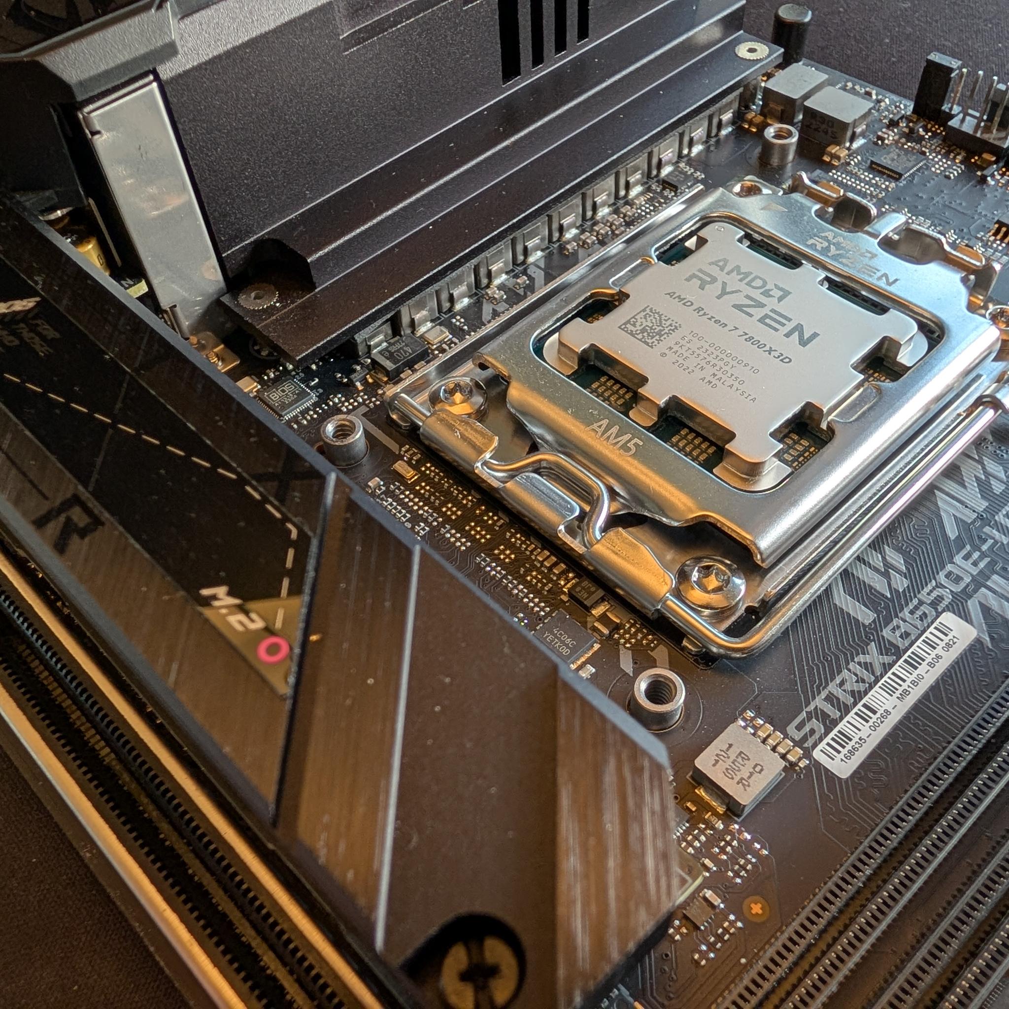 AMD Ryzen 7 7800X3D