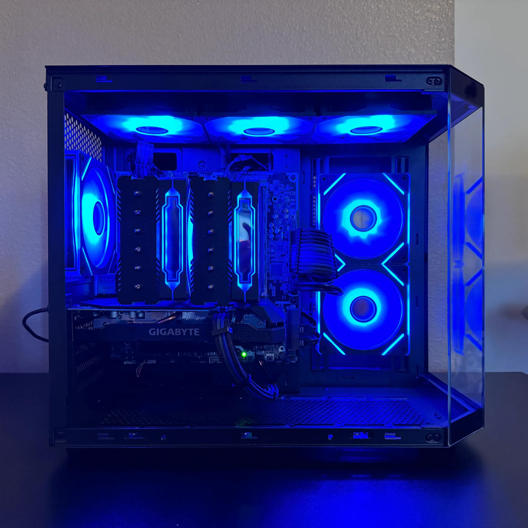 i7 4770K | GeForce GTX 1660 Ti | 16GB Ram | 1.5 TB Storage | WiFi & Bluetooth