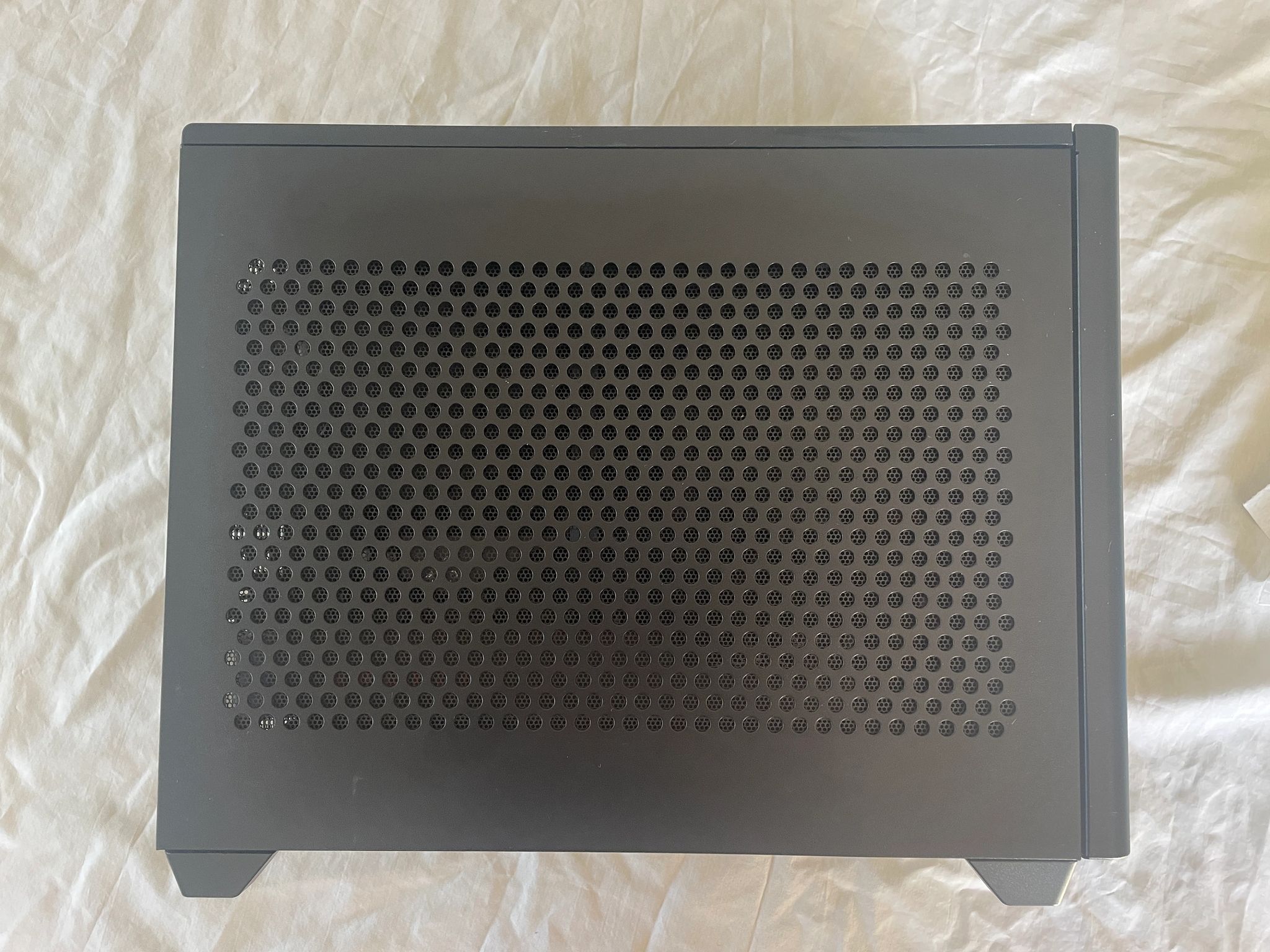 Black SFF ITX AMD Ryzen 7 3700x with Radeon RX5700