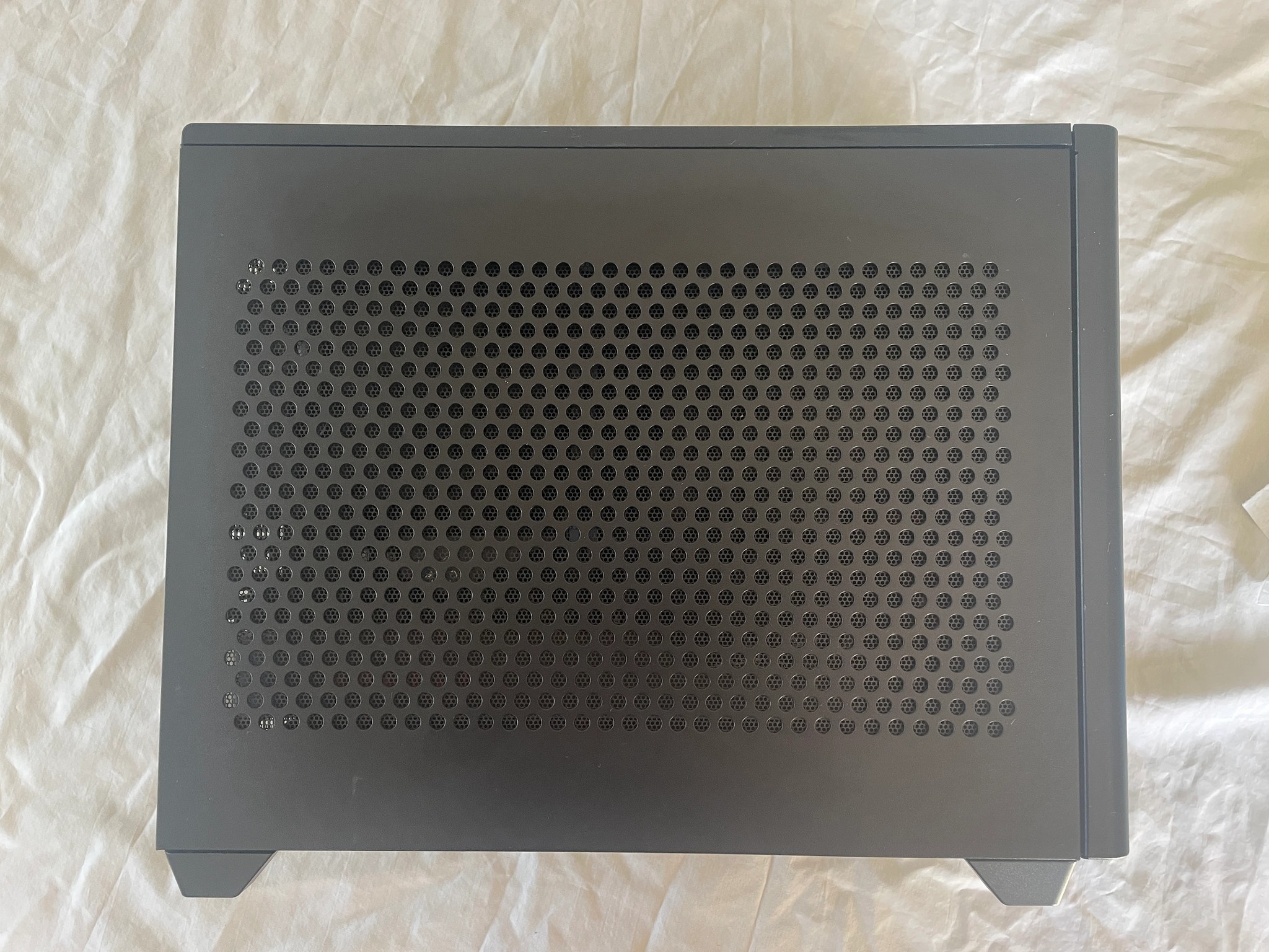 Black SFF ITX AMD Ryzen 7 3700x with Radeon RX5700