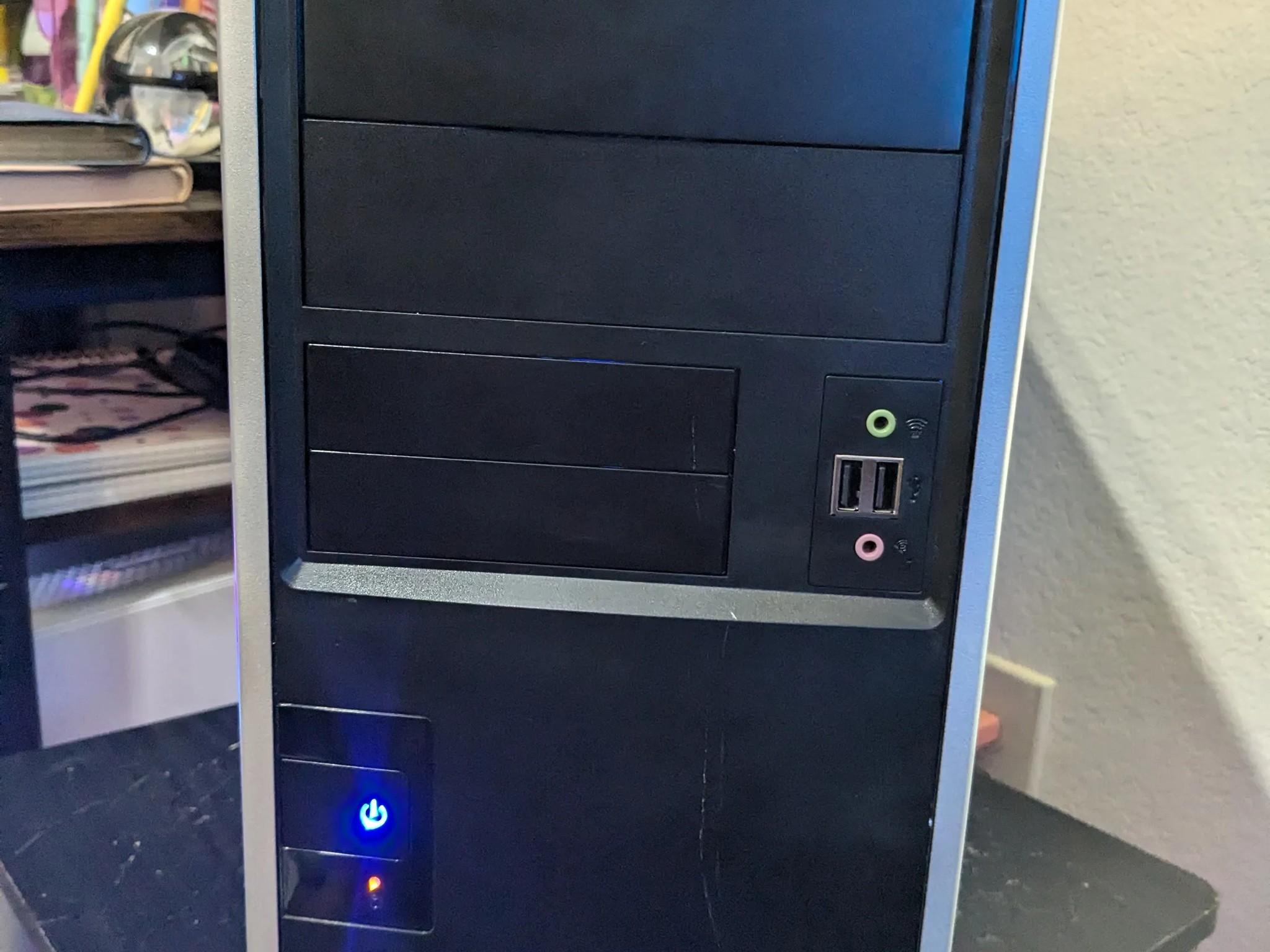 Esports Beater ~ Intel Xeon E3-1220v2 (Same as i5-3450), 16GB RAM, GTX 960 2GB, 400GB SSD, WiFi