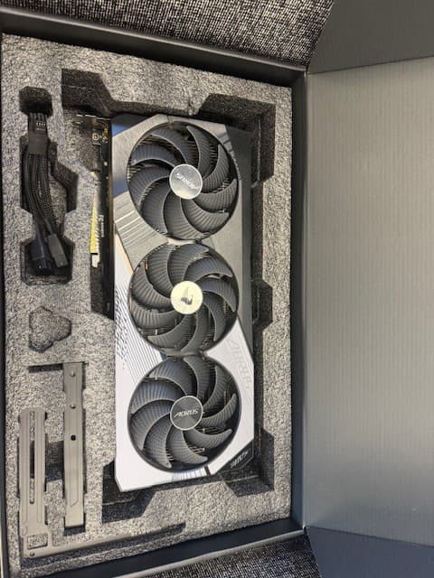 AORUS GeForce RTX 4080 Super Master 16G GPU