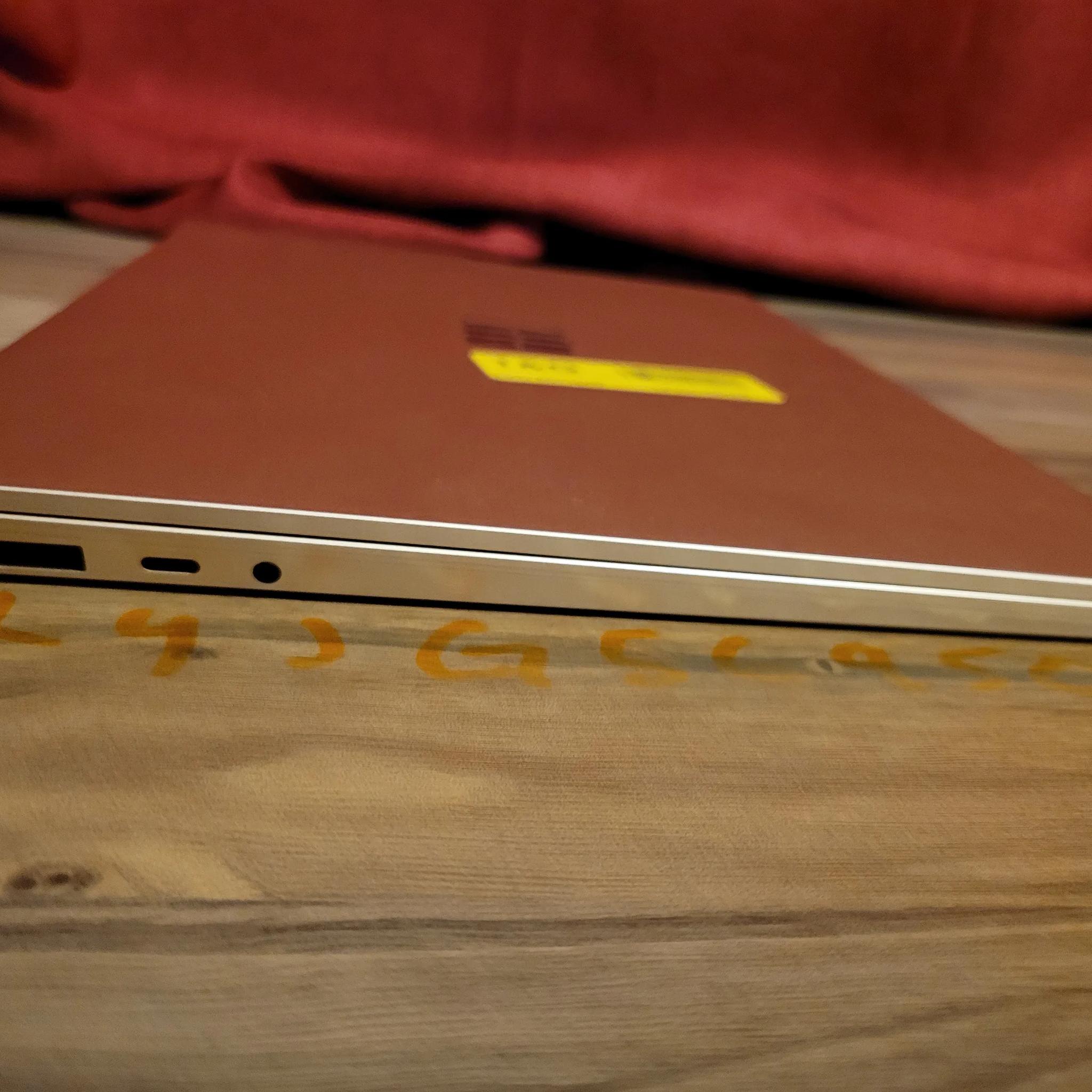 Microsoft Surface Laptop 5 - 512gb ssd - 13.5" 2k touch screen - intel i5