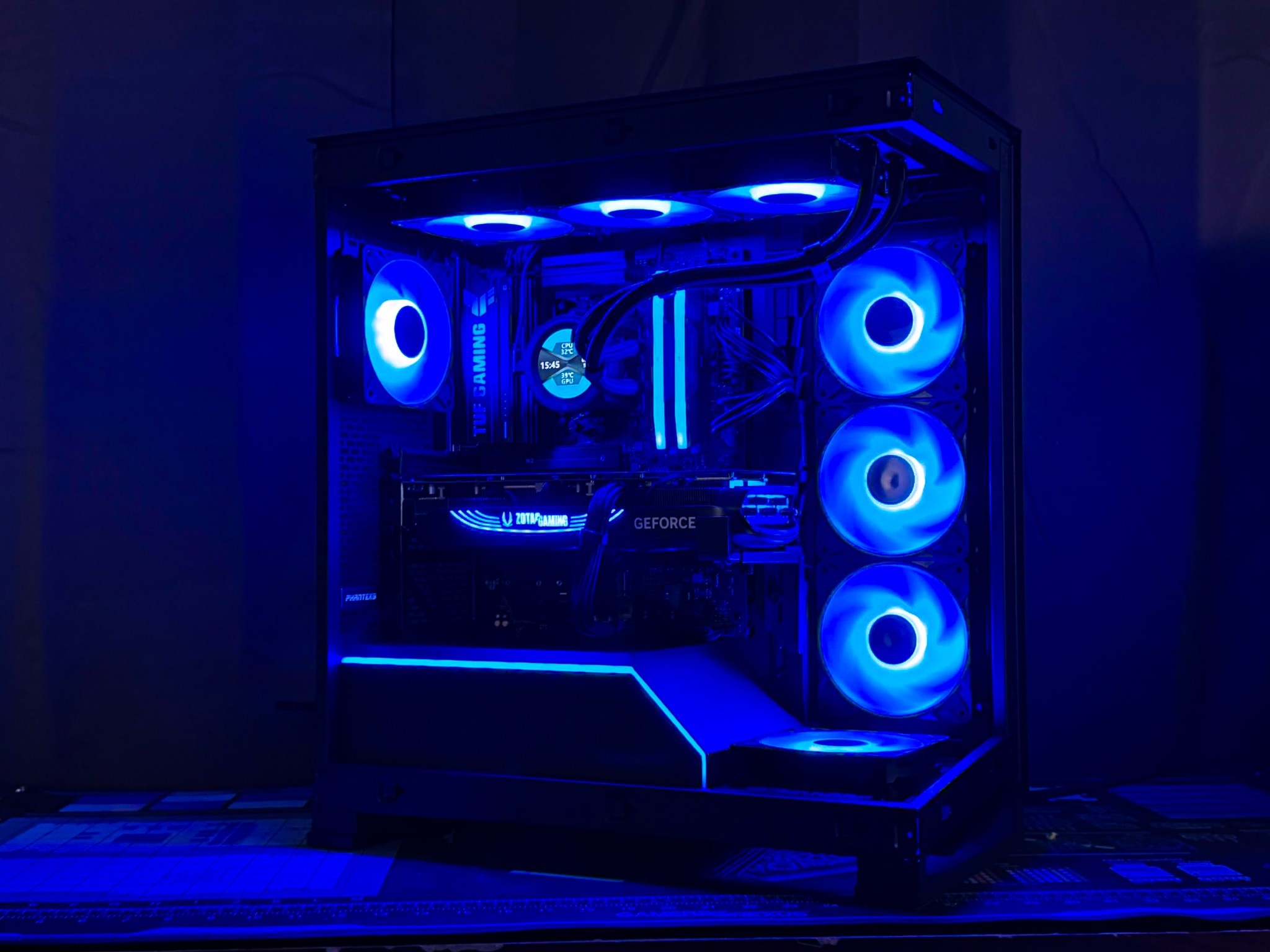 Dark Polar - 9800X3D, RTX 4080 Super 16GB, 2TB SSD, Wifi