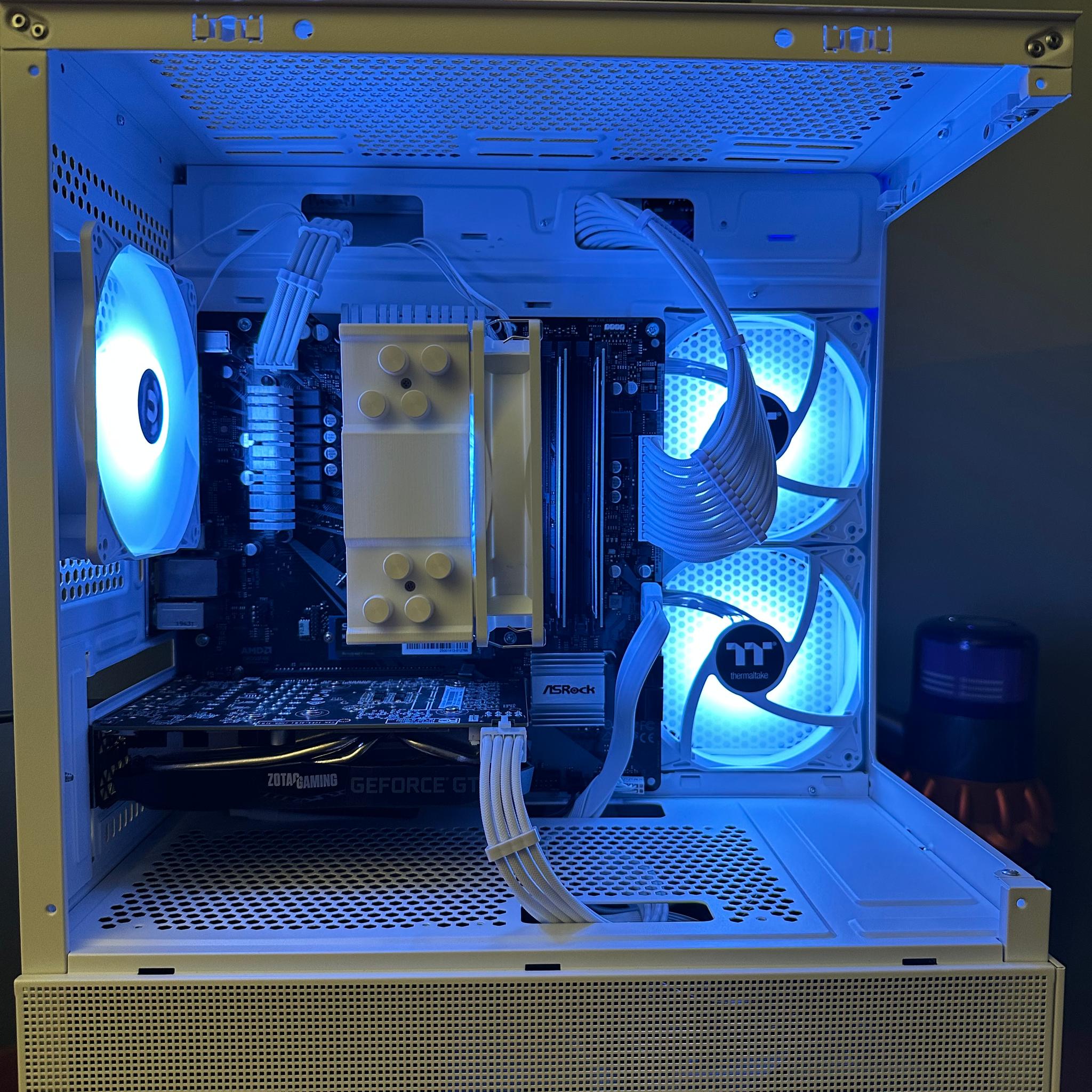 ❄️Snow White 1080p Gaming PC for Competitive Gaming 🎮❄️