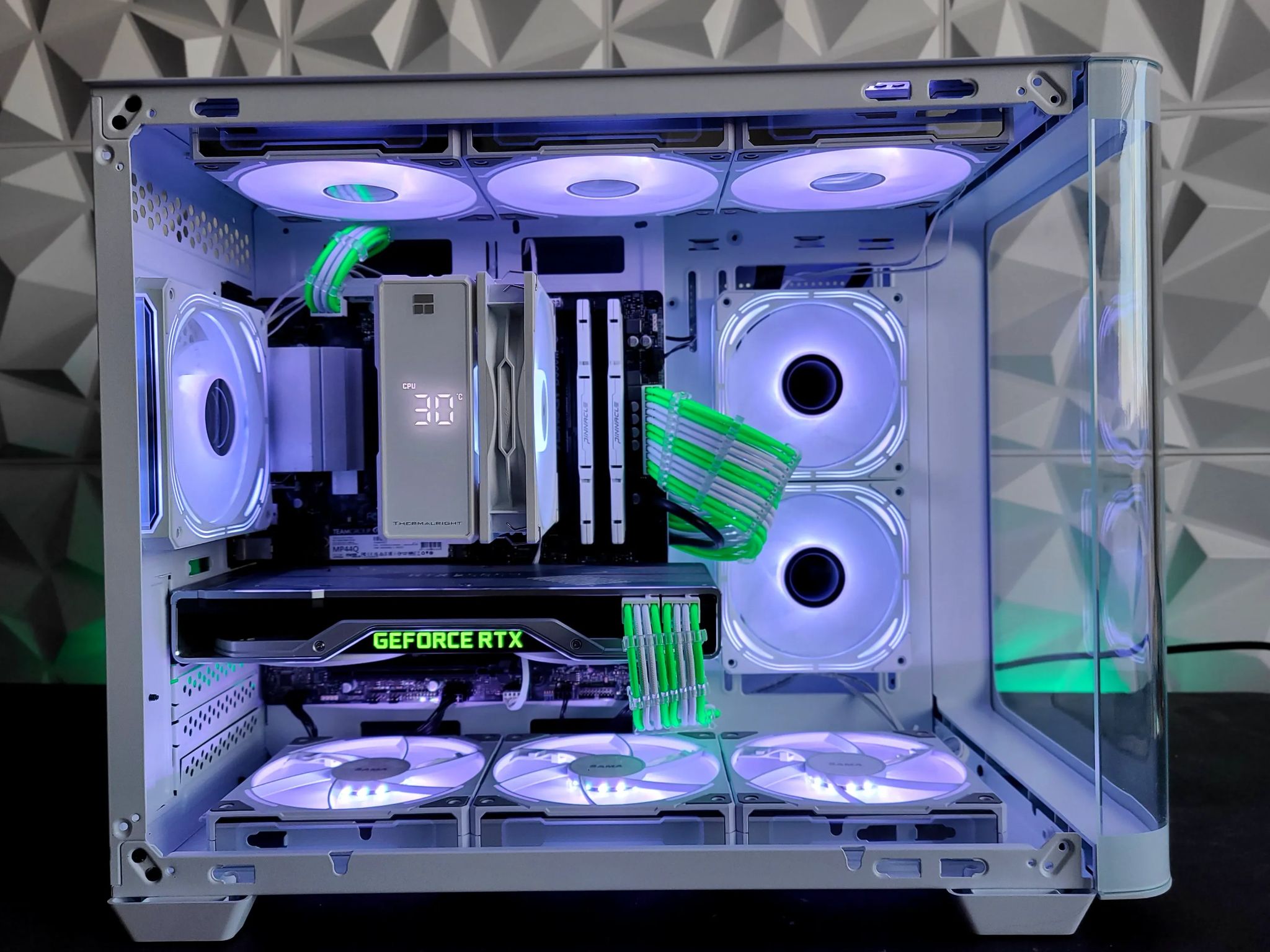 Nvidia GeForce RTX 2080 Ti 11 GB | AMD Ryzen 7 3700x 8-Core CPU | 32 GB Ram | 1 TB SSD
