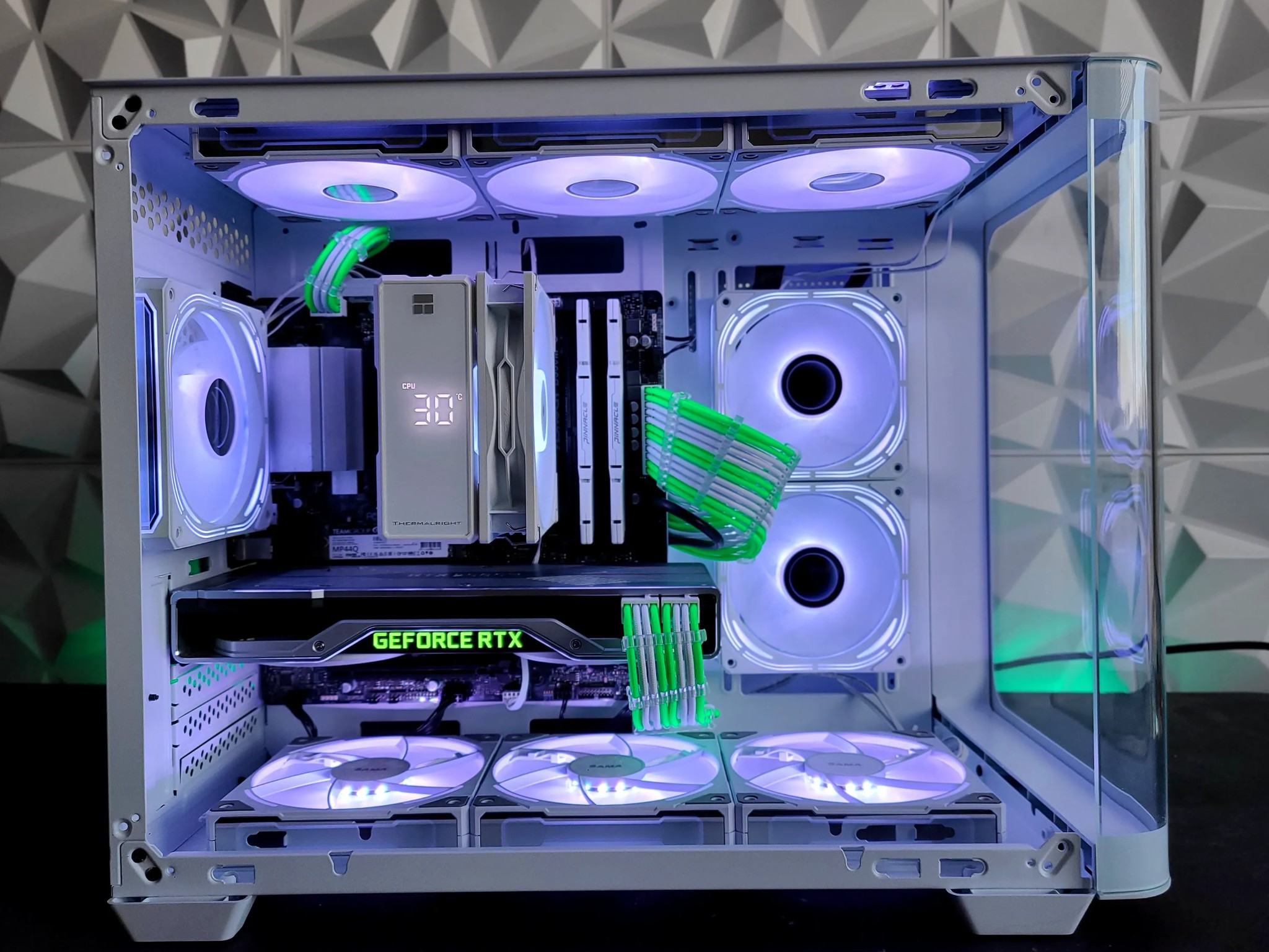 Nvidia GeForce RTX 2080 Ti 11 GB | AMD Ryzen 7 3700x 8-Core CPU | 32 GB Ram | 1 TB SSD