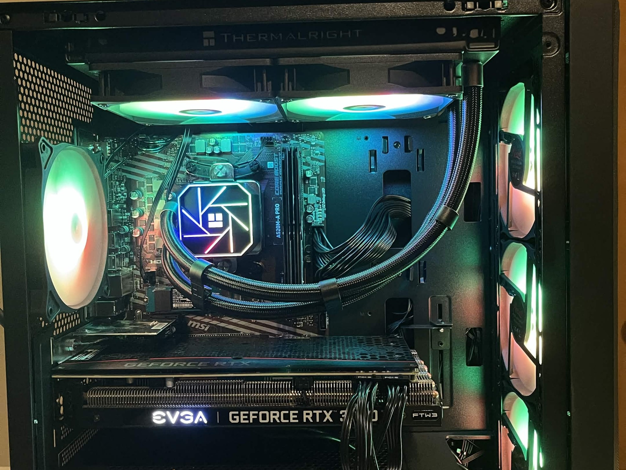 RTX 3060 Ti Gaming PC Ryzen 5 5500, 32GB DDR4 3200MT/s, 1 TB NVMe SSD.