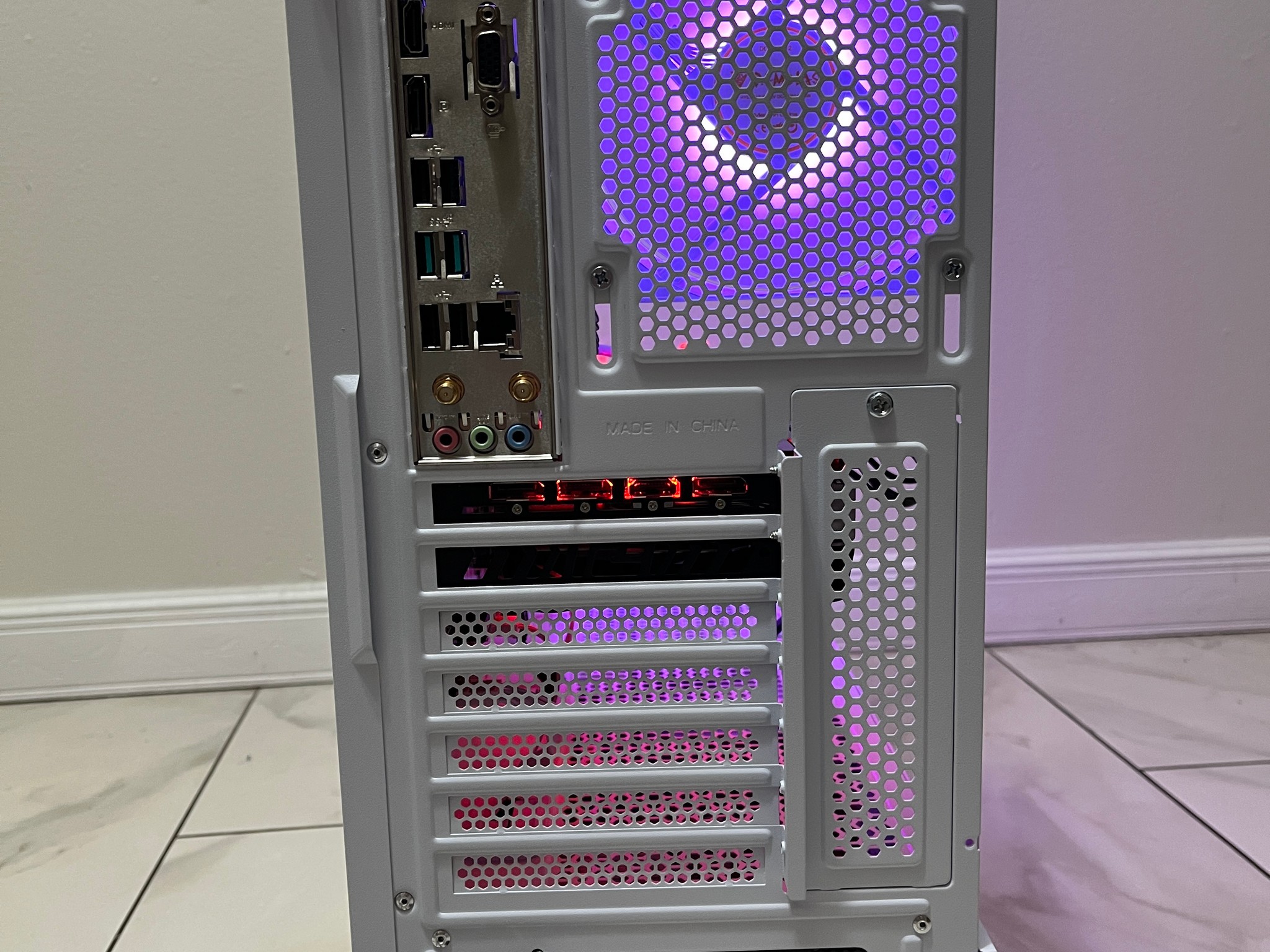Intel Core i5-12400, AMD RX 6600 XT, 32GB RAM, 1TB SSD, High FPS Gaming PC w/ Wi-Fi & BT