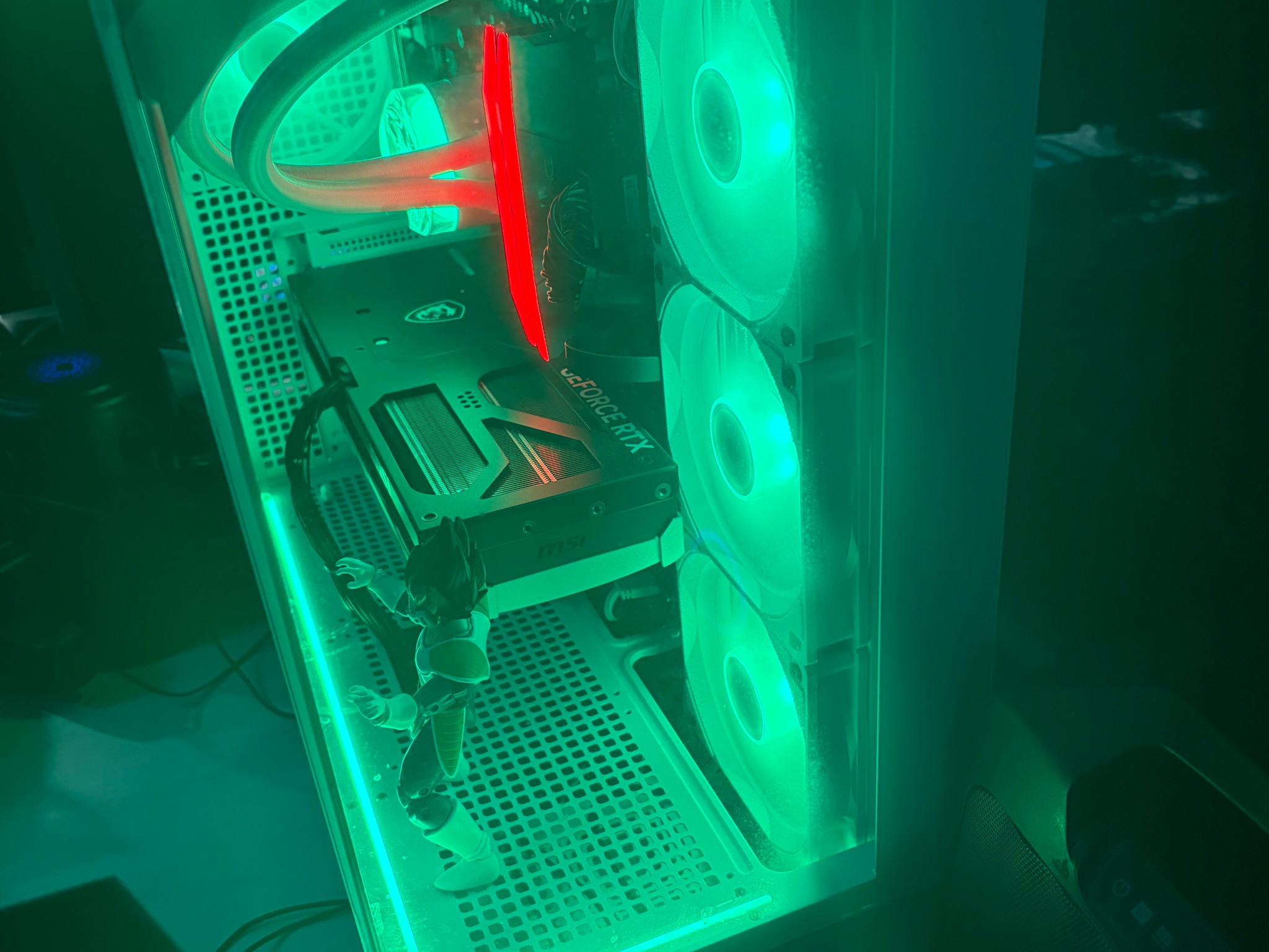 iBUYPOWER Gaming PC RTX 5070 12GB Ryzen 9 9900X 32GB DDR5 2TB NVMe Win11 White