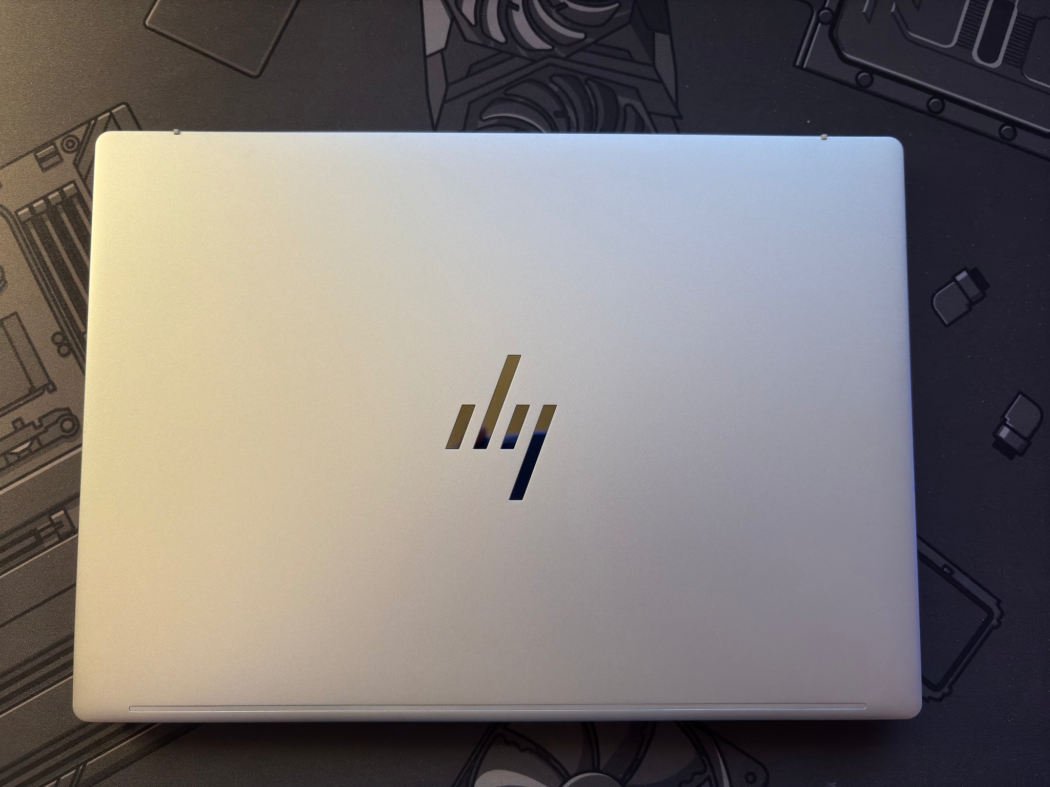 HP Pavilion Aero Laptop (13-bg0001nr) | AMD Ryzen 7 | 16GB DDR5 | 2TB SSD