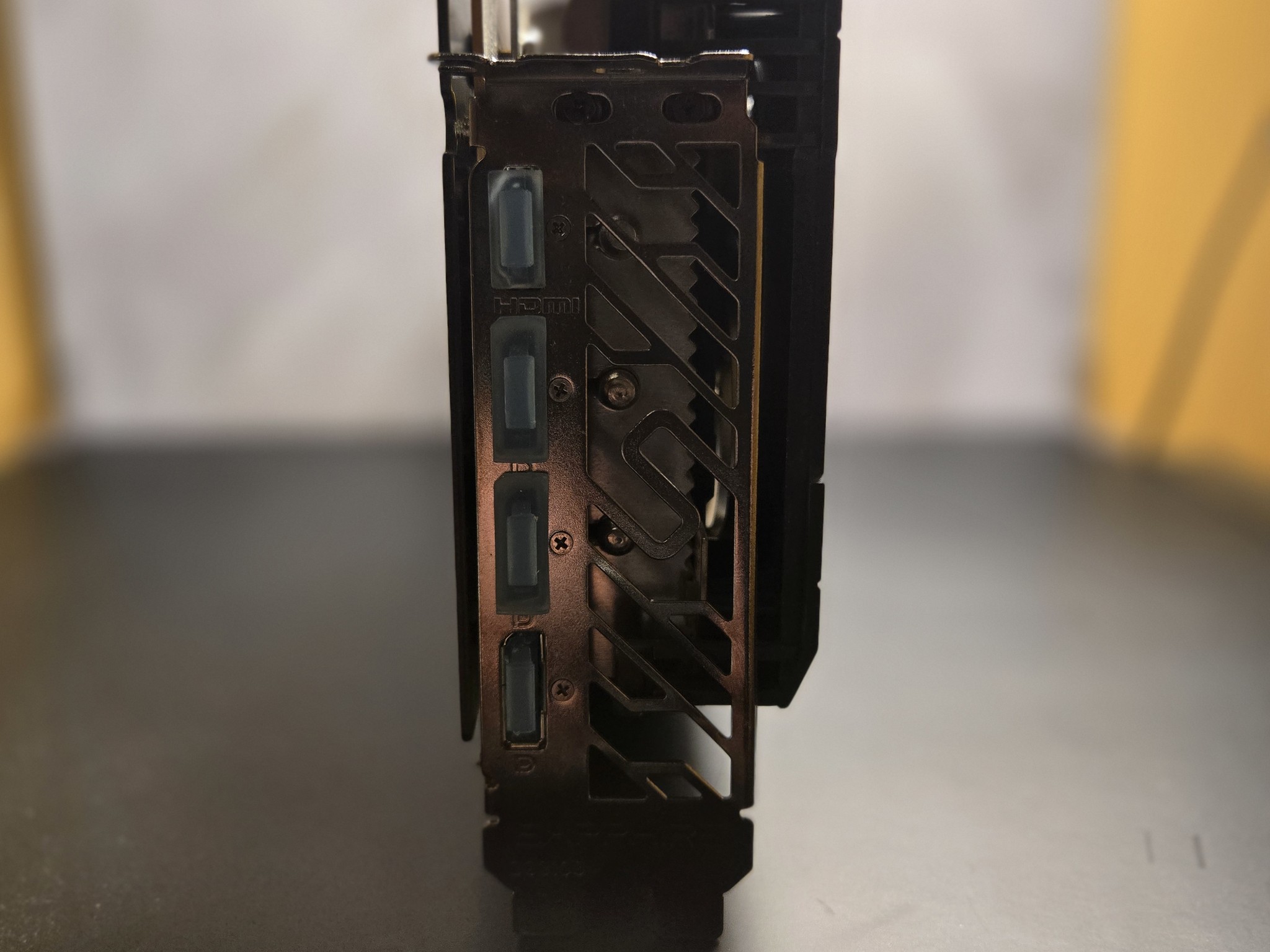 Sapphire Pulse RX 6800XT 16GB Scuff/Scrape
