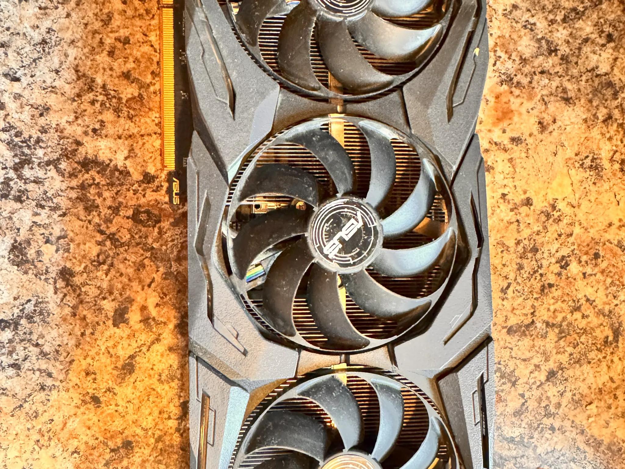 ASUS ROG Strix RX 5600XT