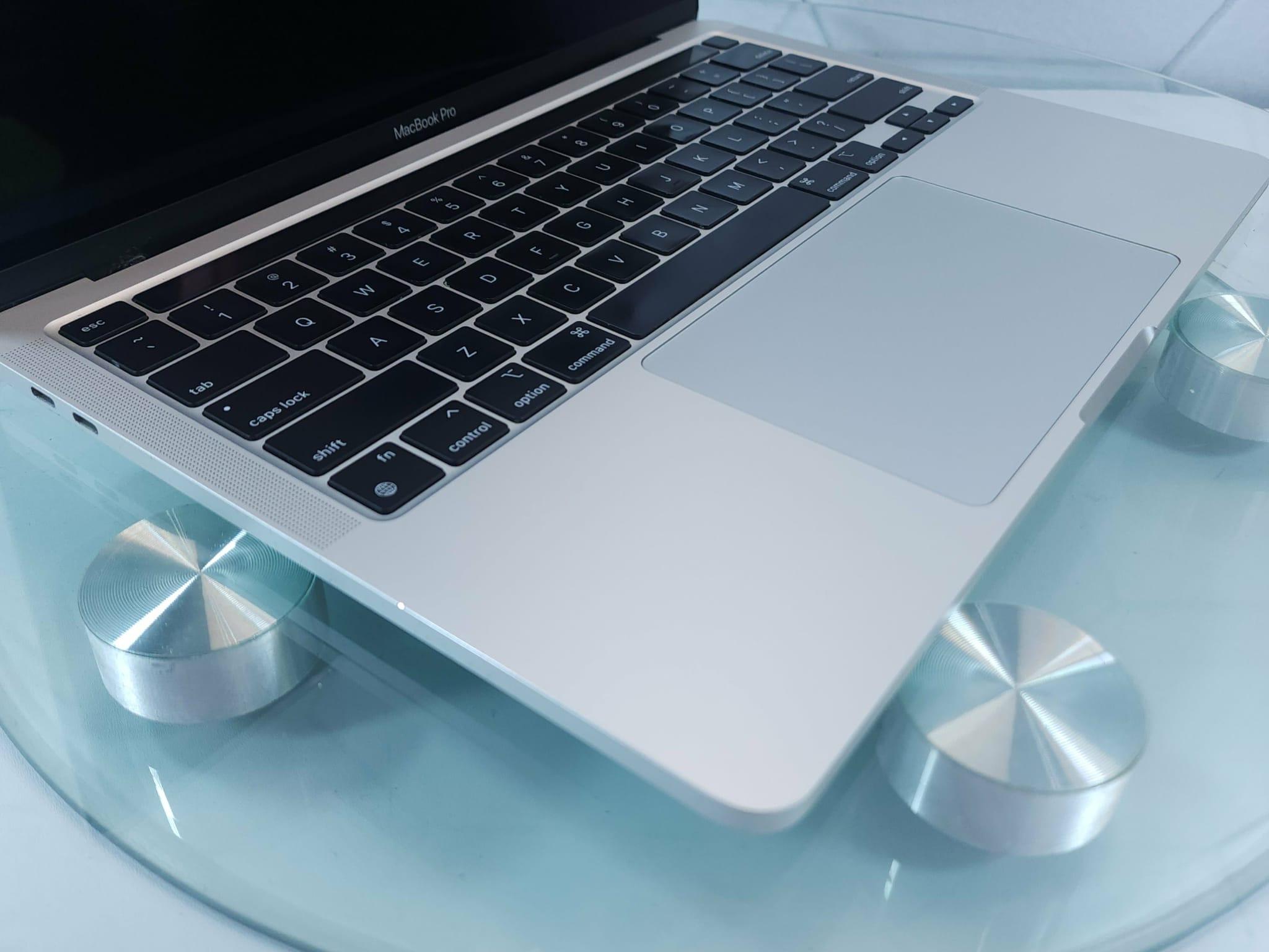 2020 MacBook Pro M1