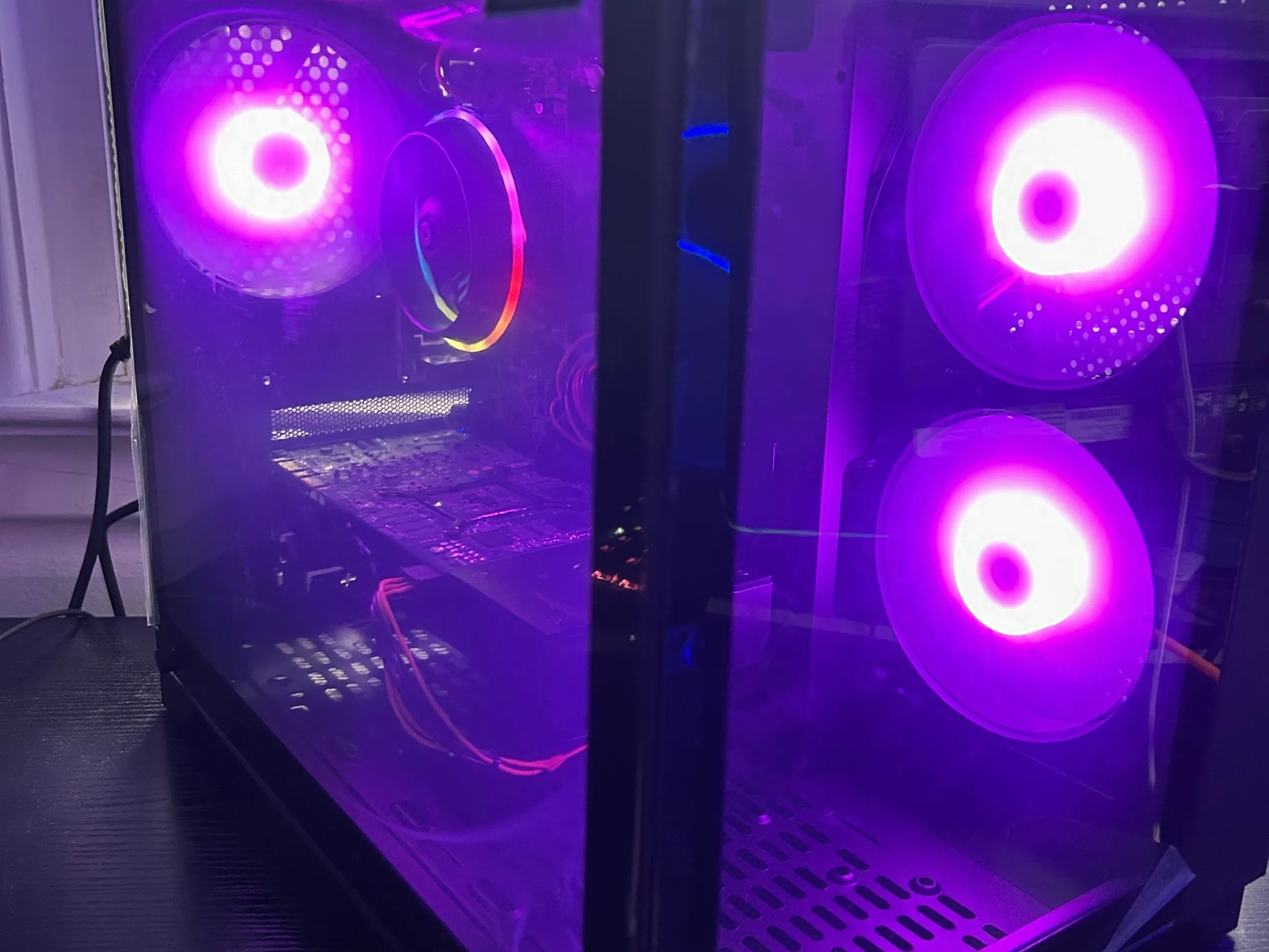 GAMING PC i7 8GB NVIDIA GTX 660 RGB Lighting RGB Fans