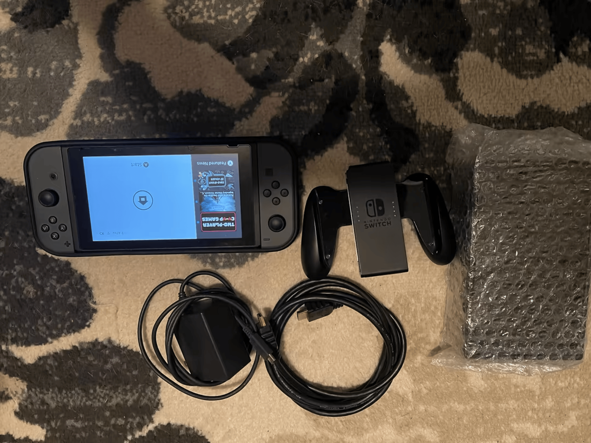 Nintendo Switch Used GRADE A.  This is a really nice Switch better than most I have seen on Ebay!