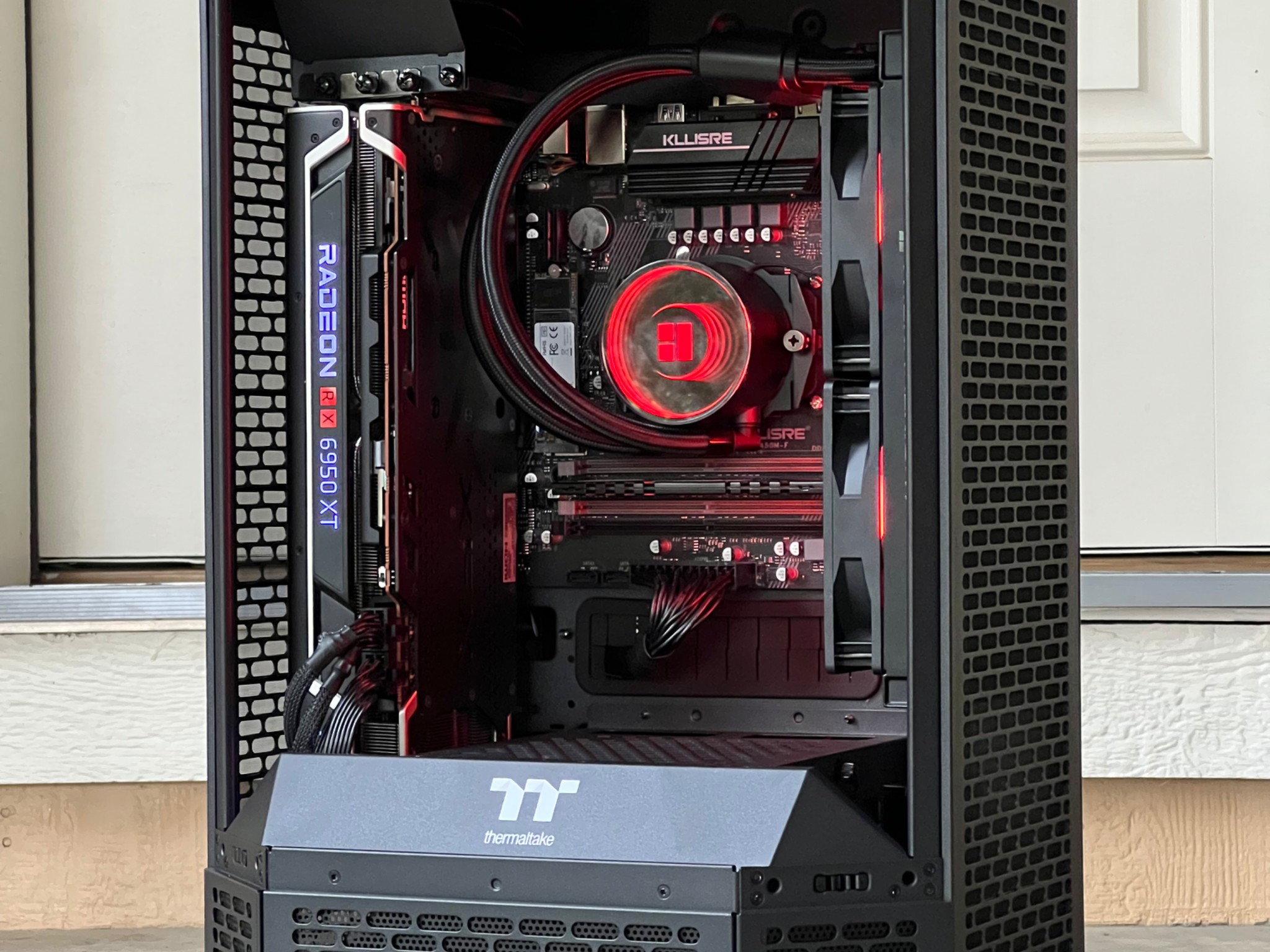 Rx 6950 XT 16GB | Ryzen 7 5800x | 32GB 3200mhz Corsair | 1tb nvme | 850w psu | windows 11 pro