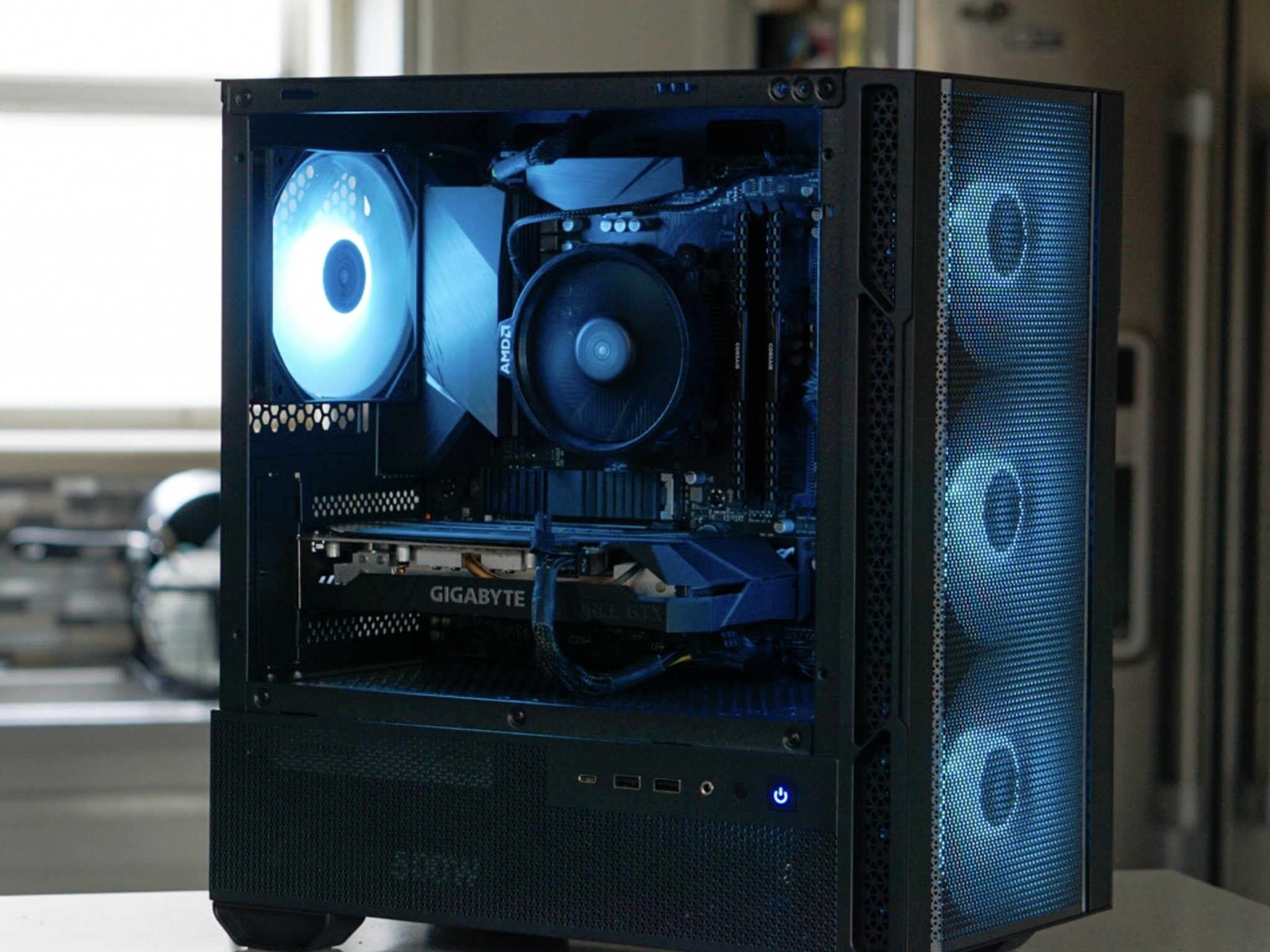 1080p Gaming PC - GTX 1650 Super Ryzen 3 3200g 512gb M.2 SSD Windows 11