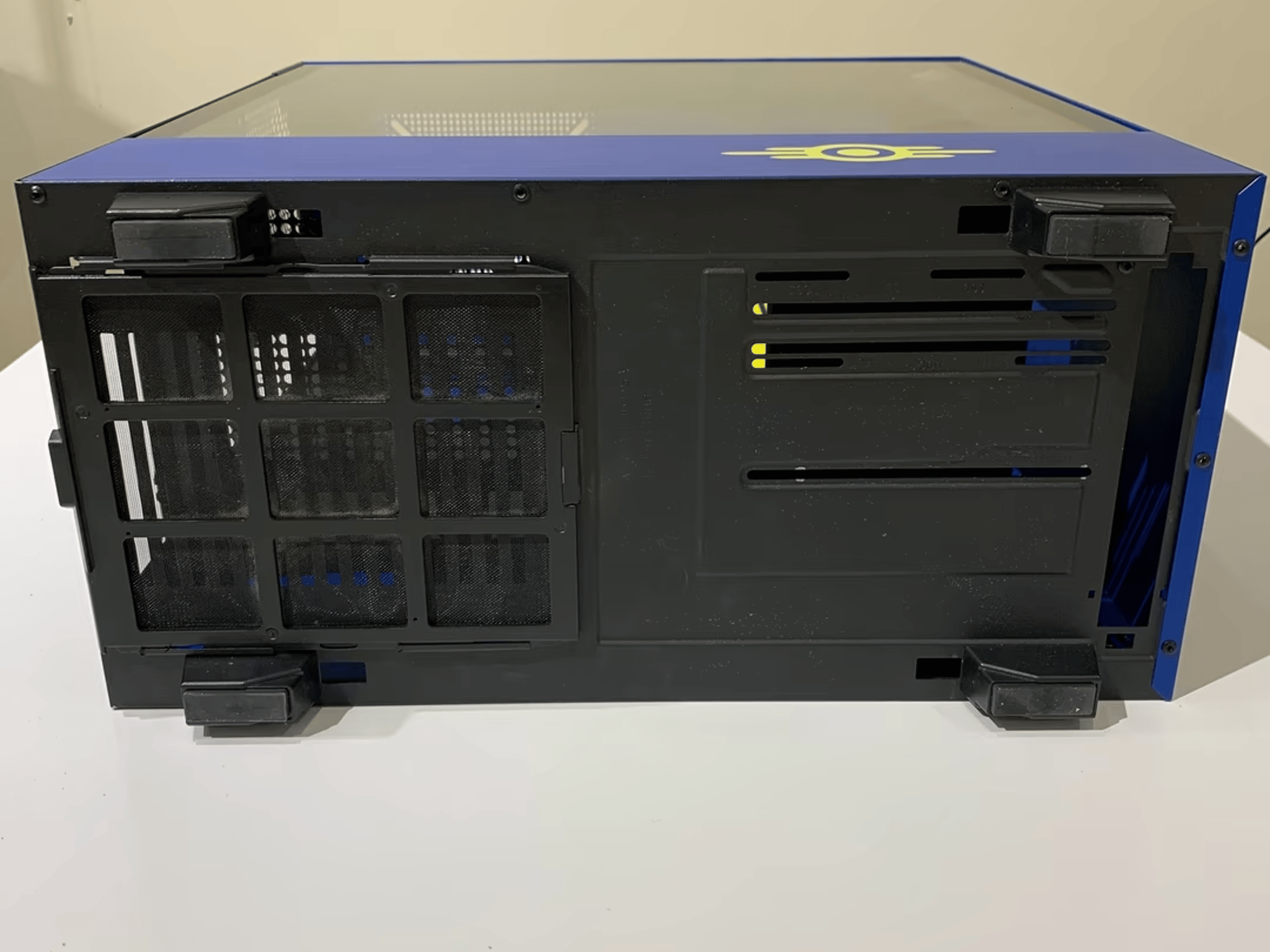 NZXT H500 Vault Boy PC case + motherboard (for parts)