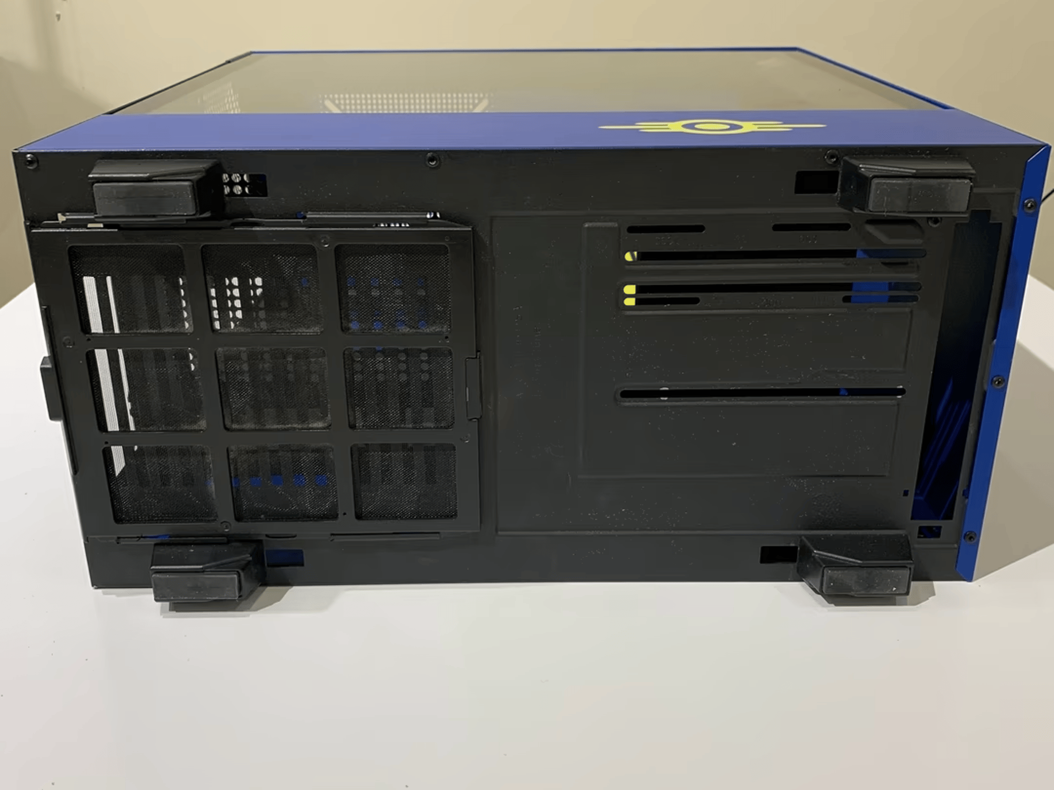 NZXT H500 Vault Boy PC case + motherboard (for parts)