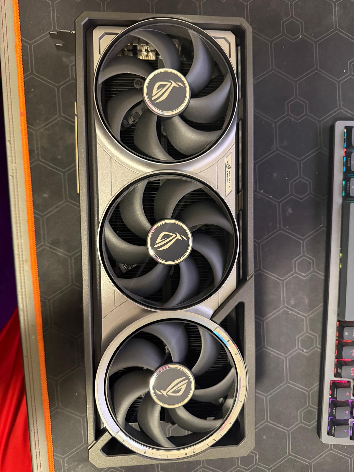 ASUS ROG Astral GeForce RTX 5080 16GB GDDR7 OC Edition