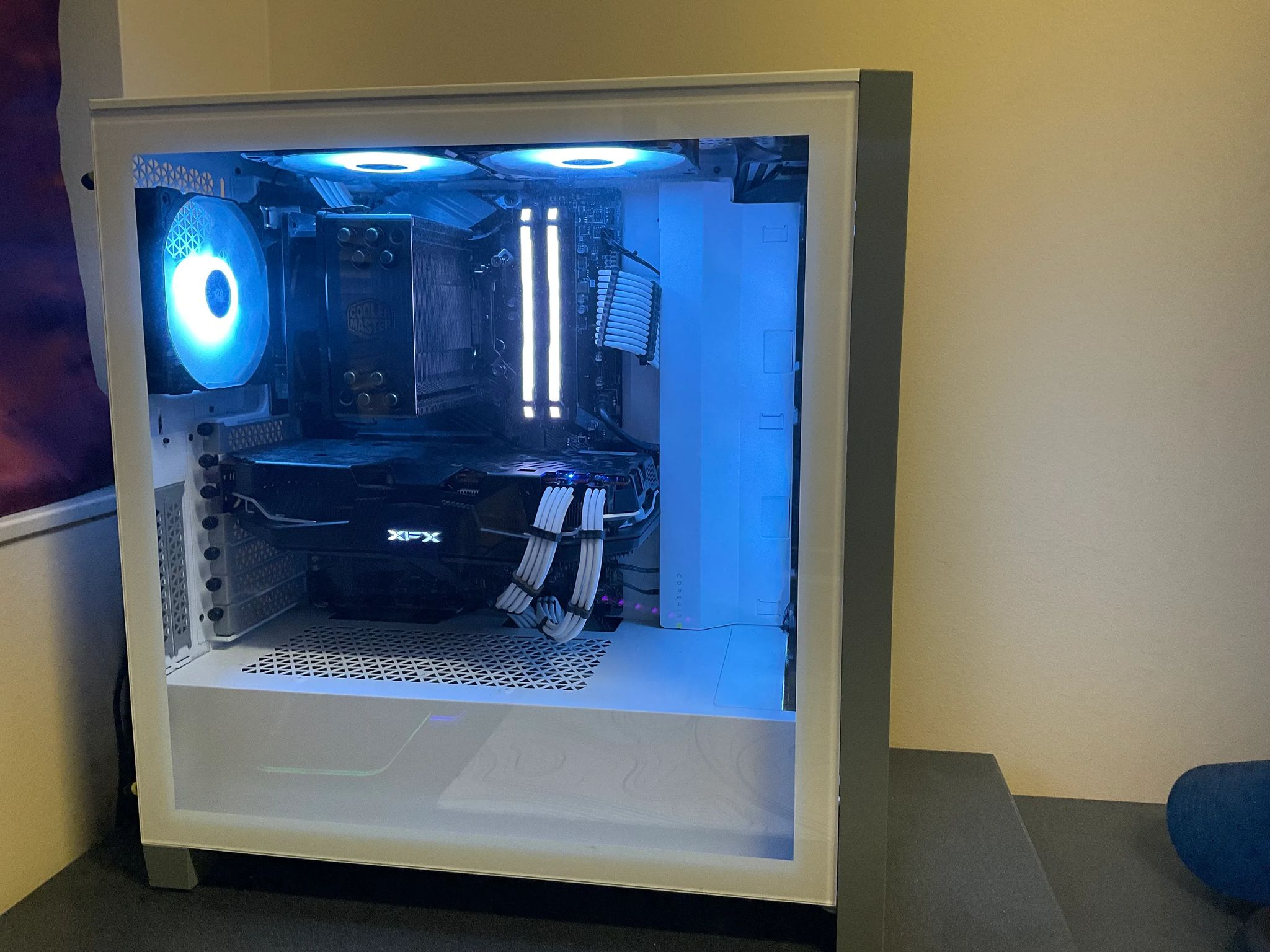 RBG Gaming PC-  XFX AMD Radion Rx 5700 Xt + intel i7 10700 ($799)