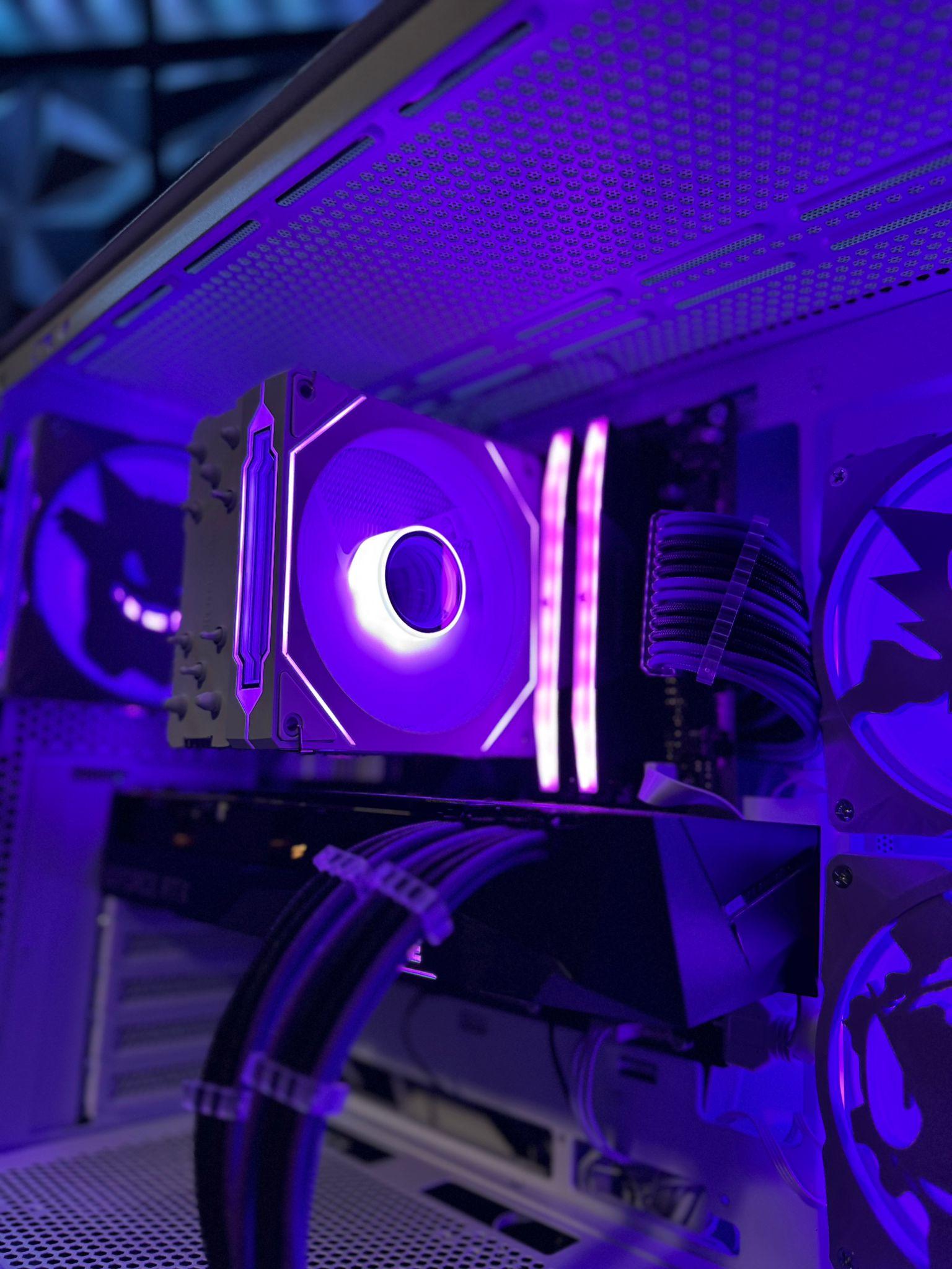 💀 Gakaiko Gengar 🟣 Ryzen 5 9600X| RTX 3070| 32 GB DDR5 6000MHZ| 2.5 TB NVMe