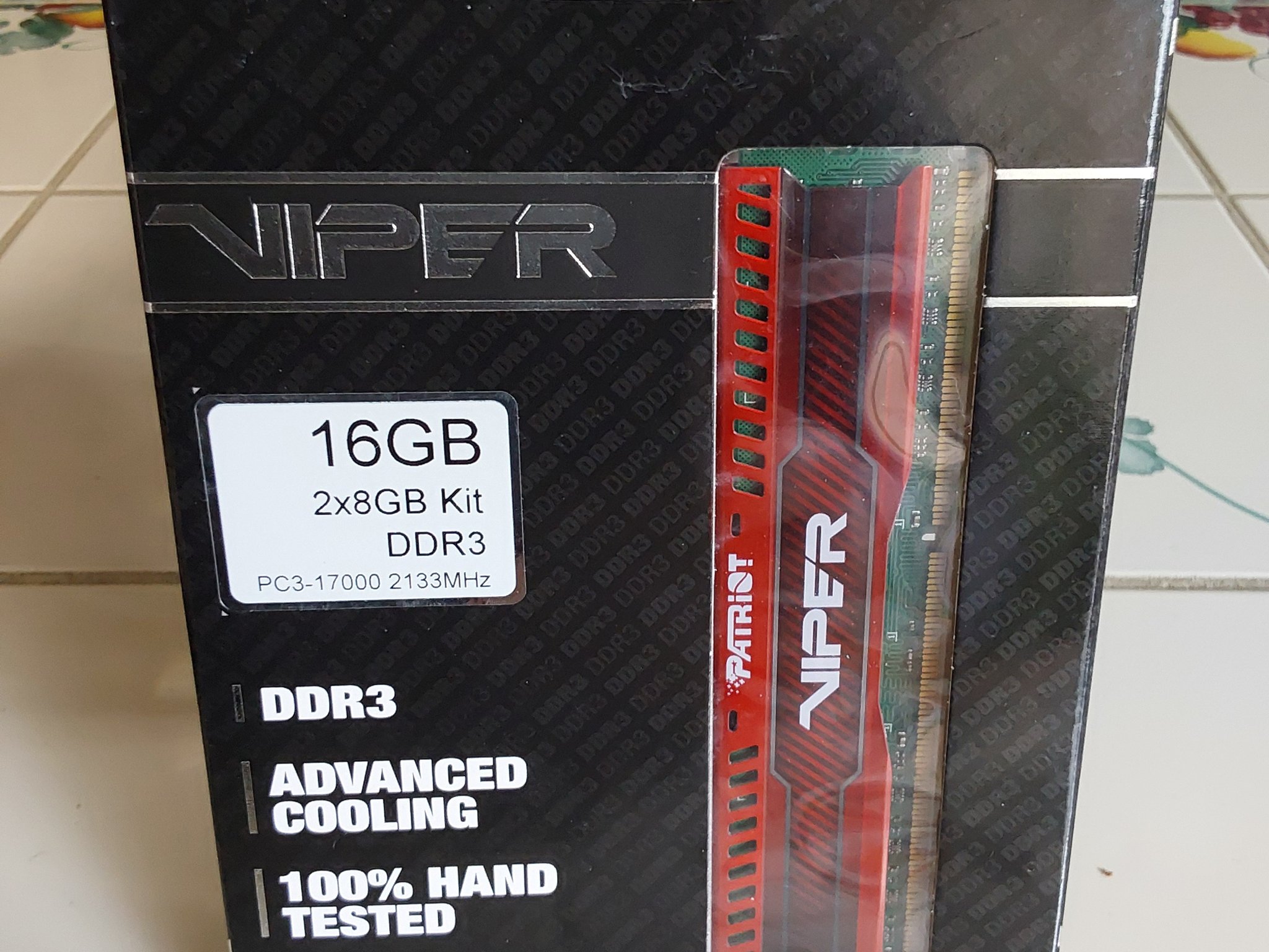 Patriot Viper 3 Low Profile Red 16GB (2 x 8GB) 240-Pin DDR3 2133 (PC3 17000) Desktop Memory