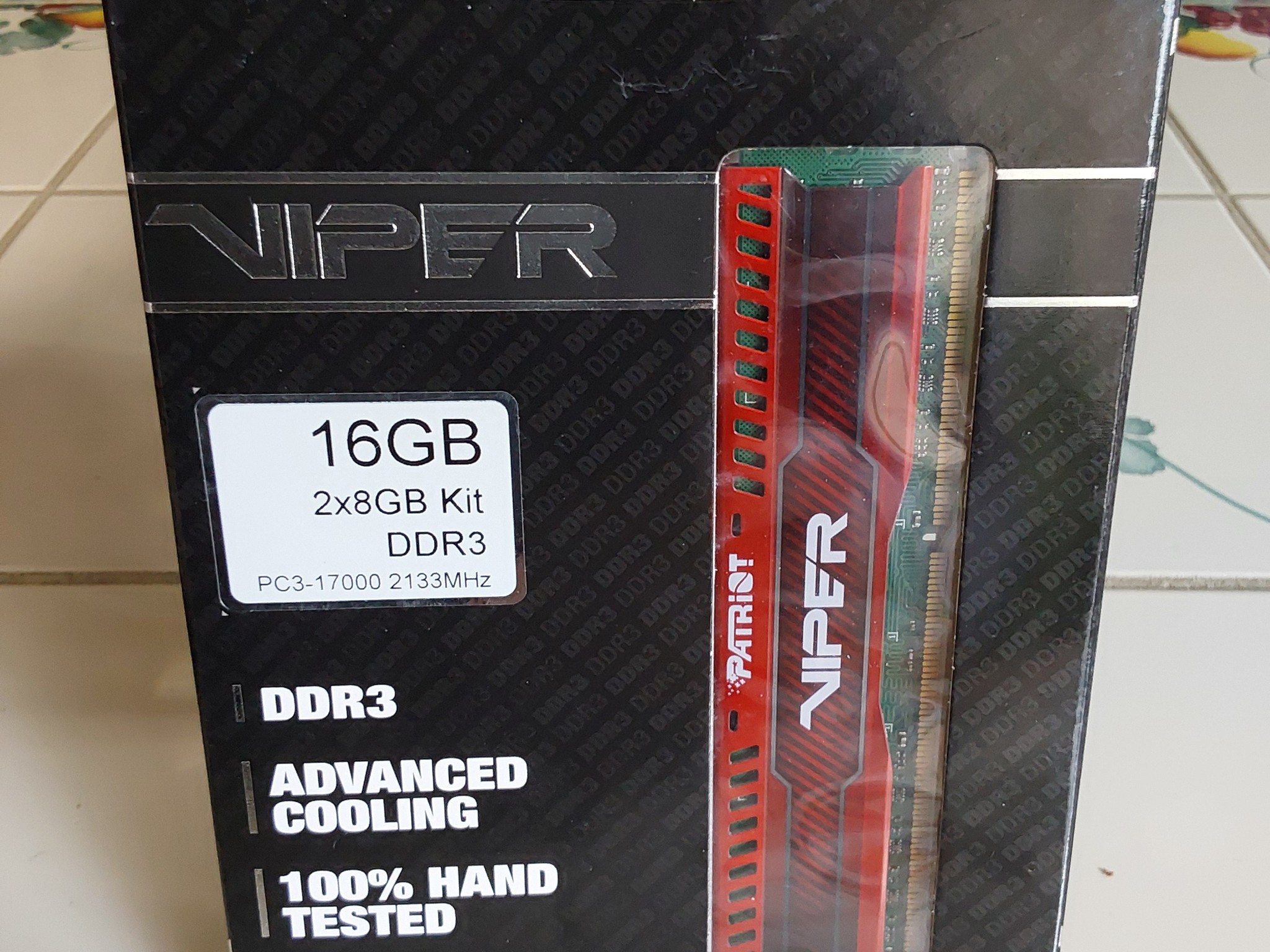 Patriot Viper 3 Low Profile Red 16GB (2 x 8GB) 240-Pin DDR3 2133 (PC3 17000) Desktop Memory