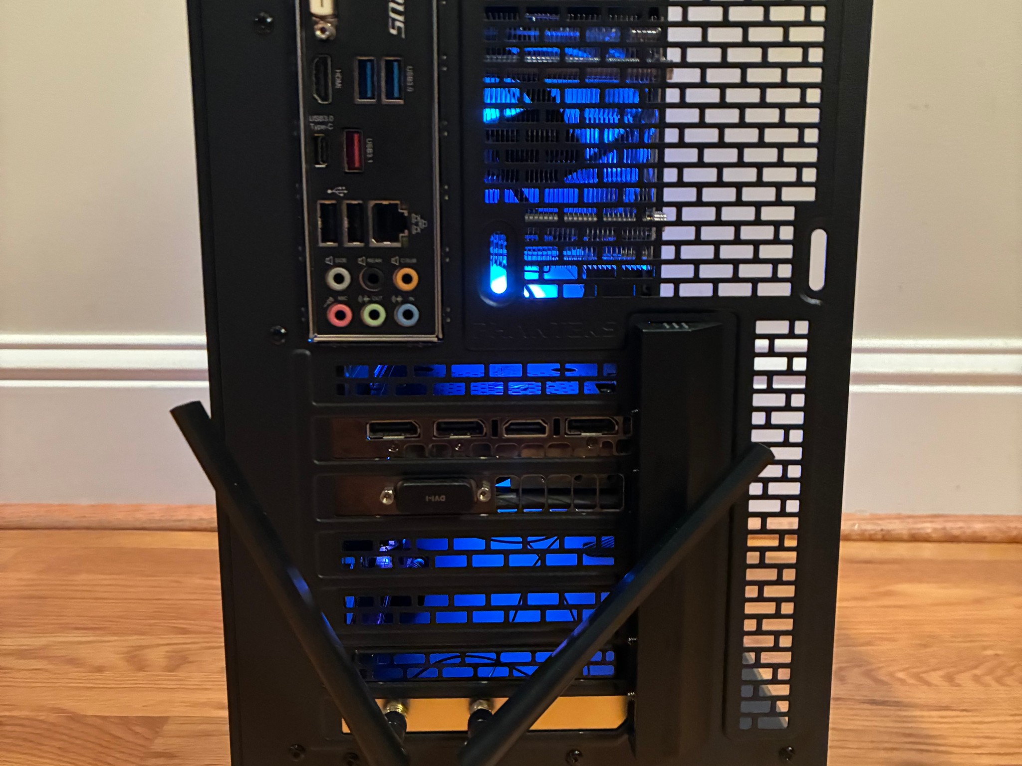 GTX 980 Ti 6GB i5 8600k CUSTOM GAMING PC 16GB DDR4 512GB NVME SSD WiFi Bluetooth ARGB WINDOWS 10/11