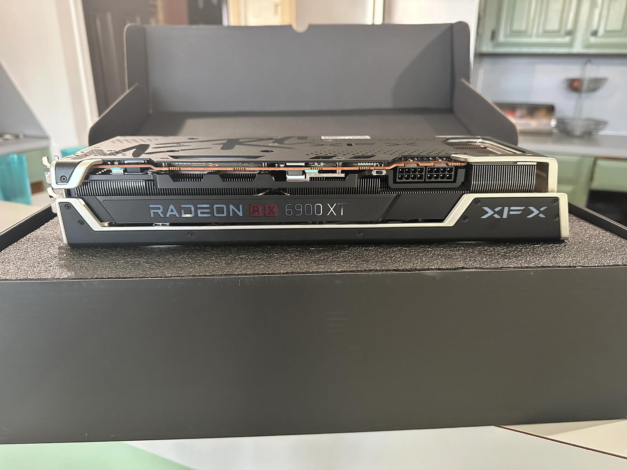 XFX Speedster MERC319 AMD Radeon RX 6900 XT!