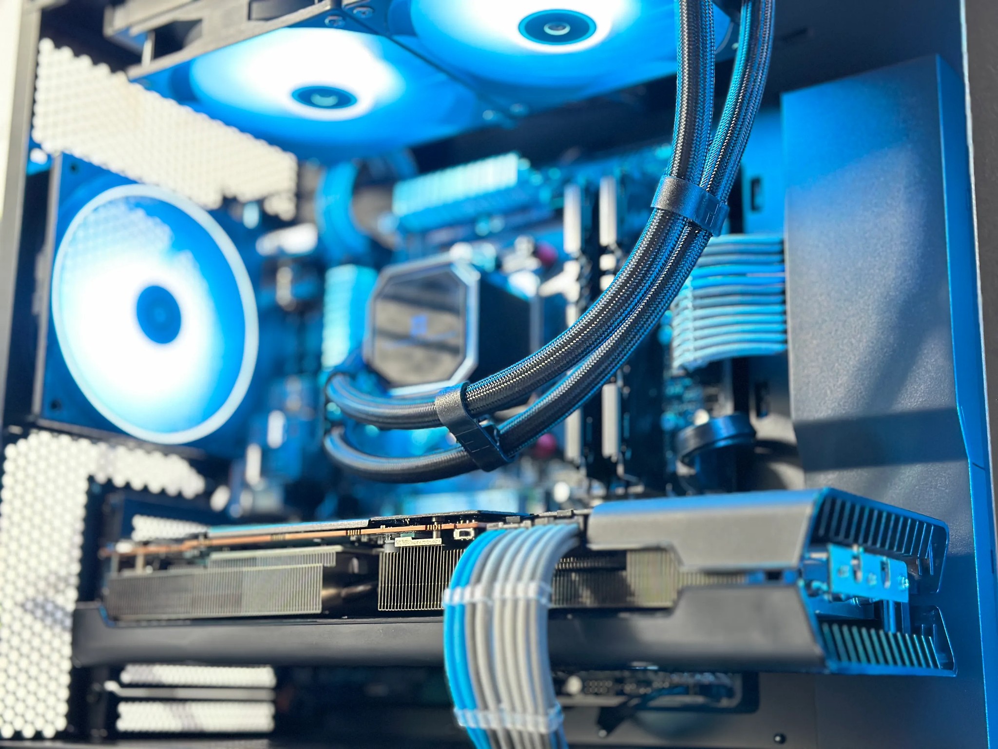 🤖🔫🪖J.R: W.M || Liquid Cooled Gaming PC🦾AMD RX 6800 16GB🦾AMD Ryzen 7 5700G🦾32GB DDR4🦾1TB SSD