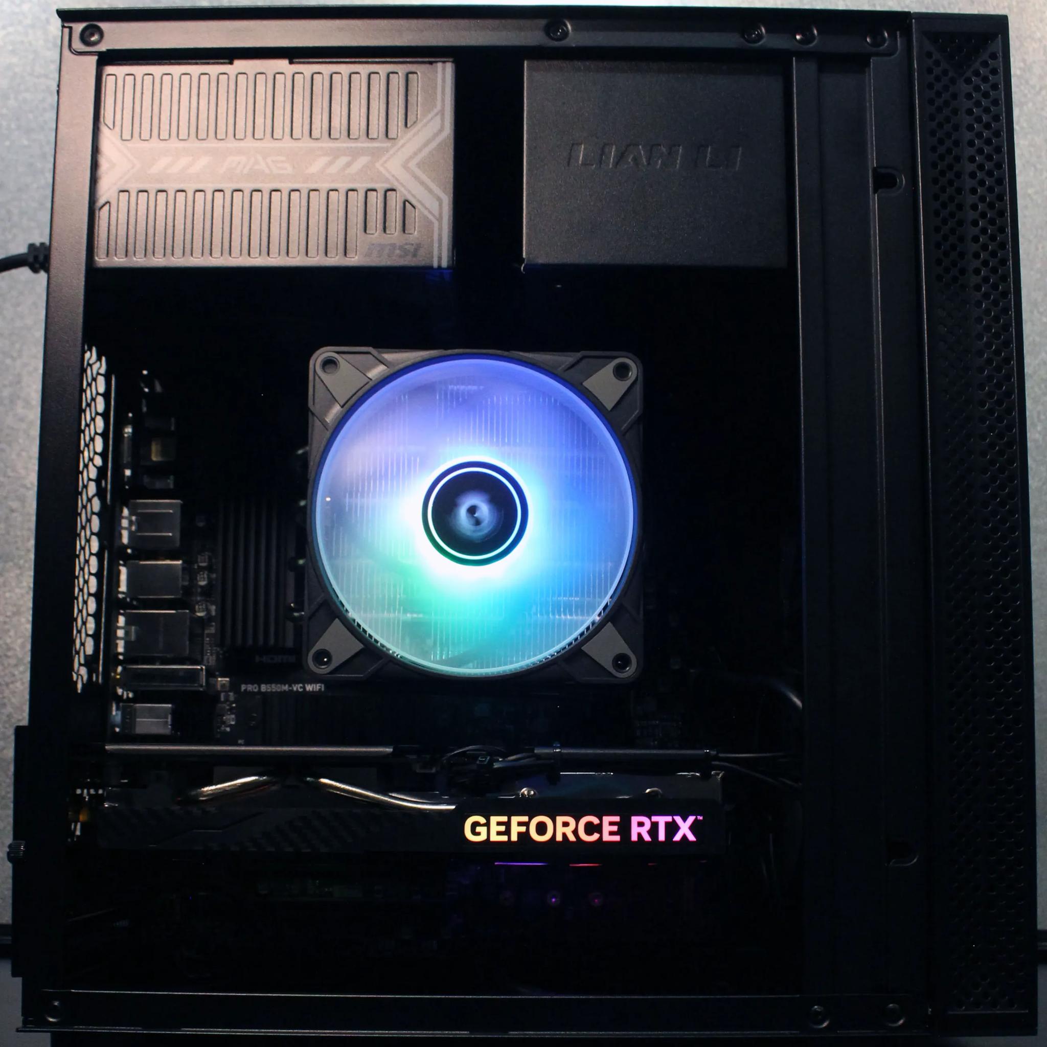 Mini Gaming PC / AMD Ryzen 7 5800X / RTX 4060 / 16GB / 1TB / Windows 11 Pro