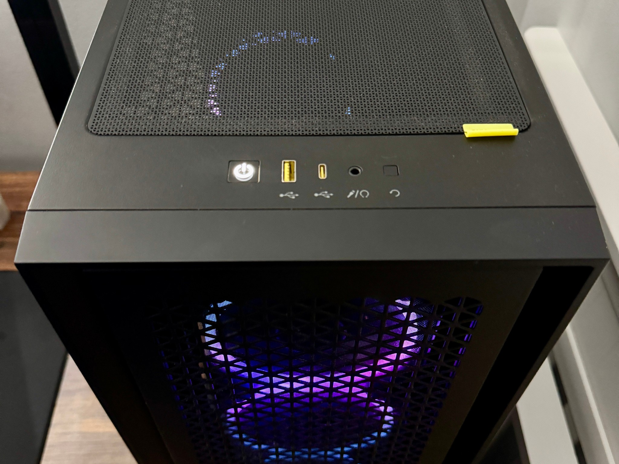 🚀 Gaming PC – Ryzen 7 5800XT | RX 6800 | 32GB RAM | 1TB NVMe SSD