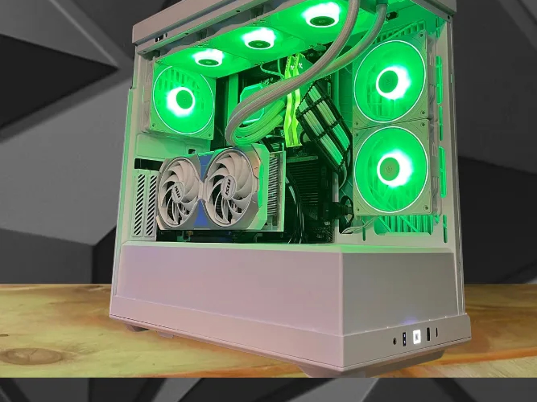 4070ti super/7700x/32gddr5/2tbnvme/1000watt set up for up grades1440/4k